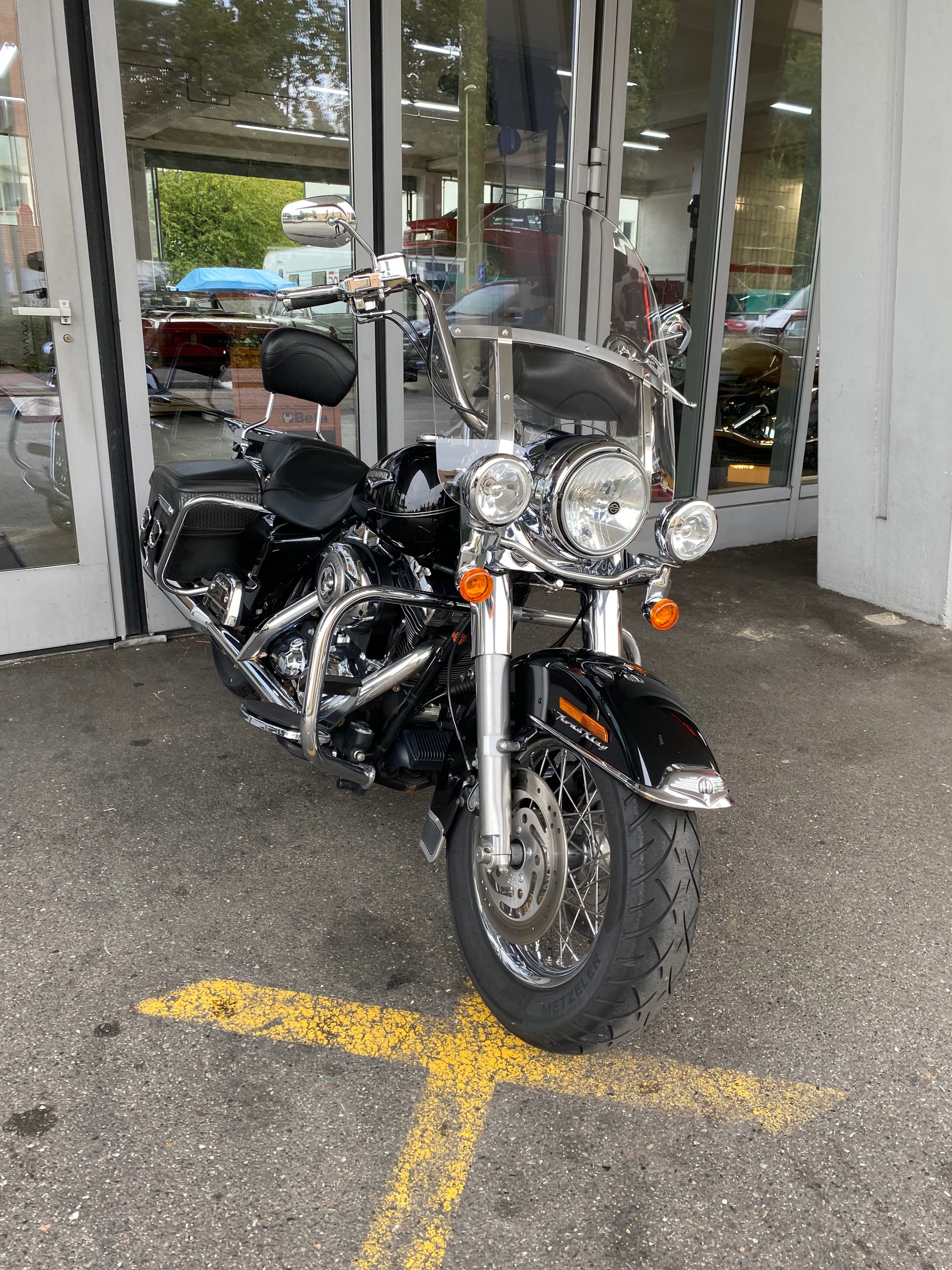 HARLEY-DAVIDSON FLHRI Road King-image-3