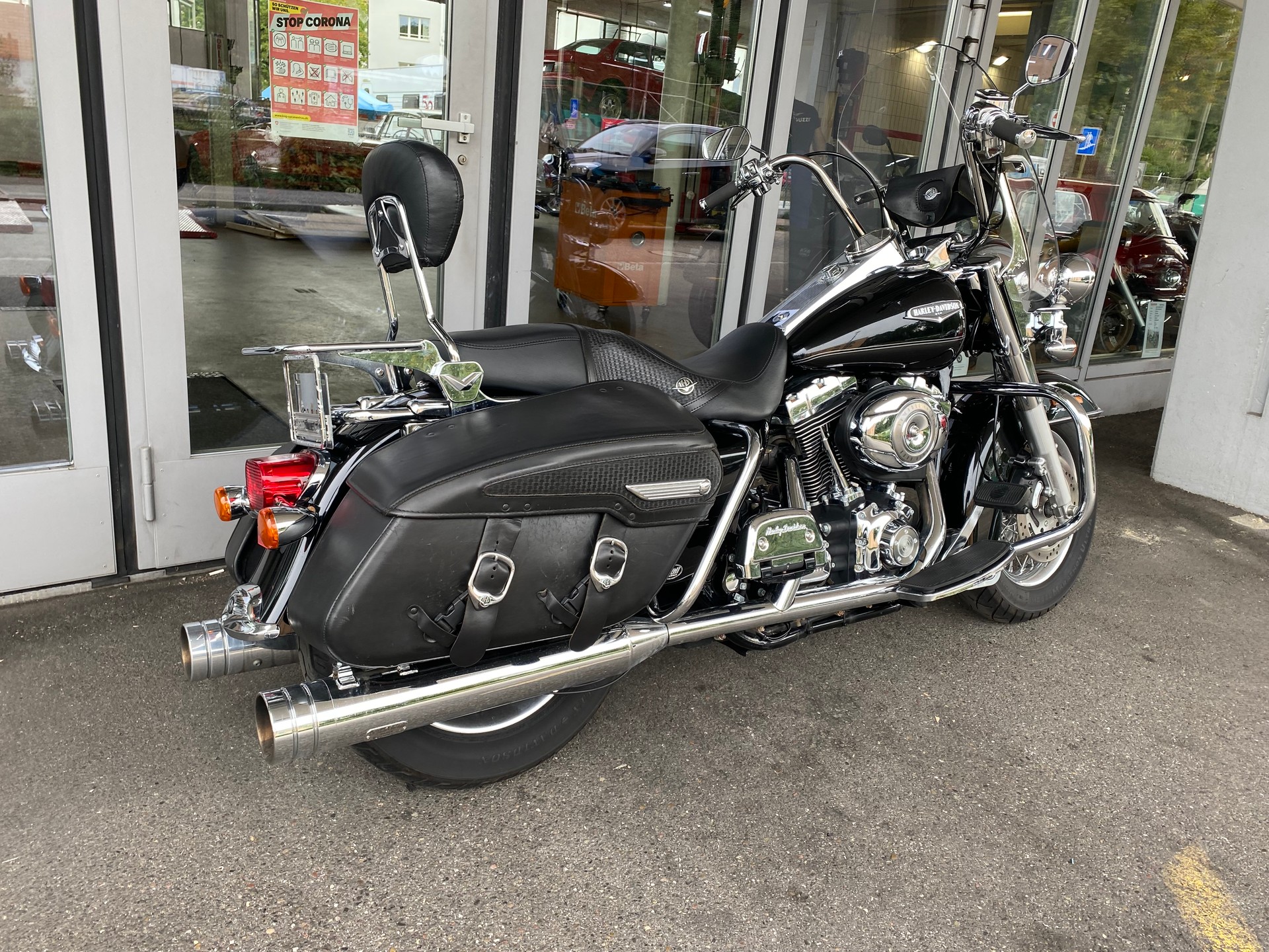 HARLEY-DAVIDSON FLHRI Road King-image-1
