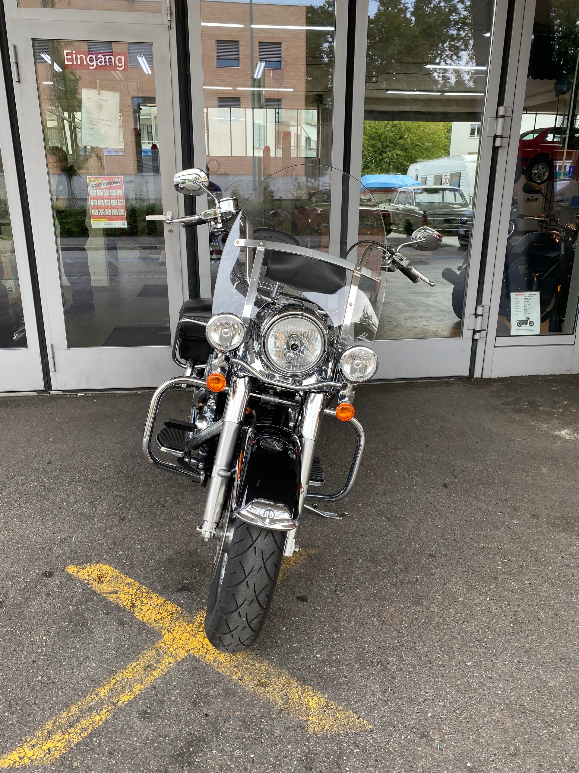 HARLEY-DAVIDSON FLHRI Road King-image-4