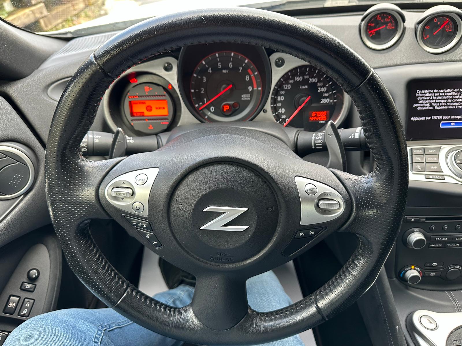 NISSAN 370 Z Roadster Pack Automatic-image-9