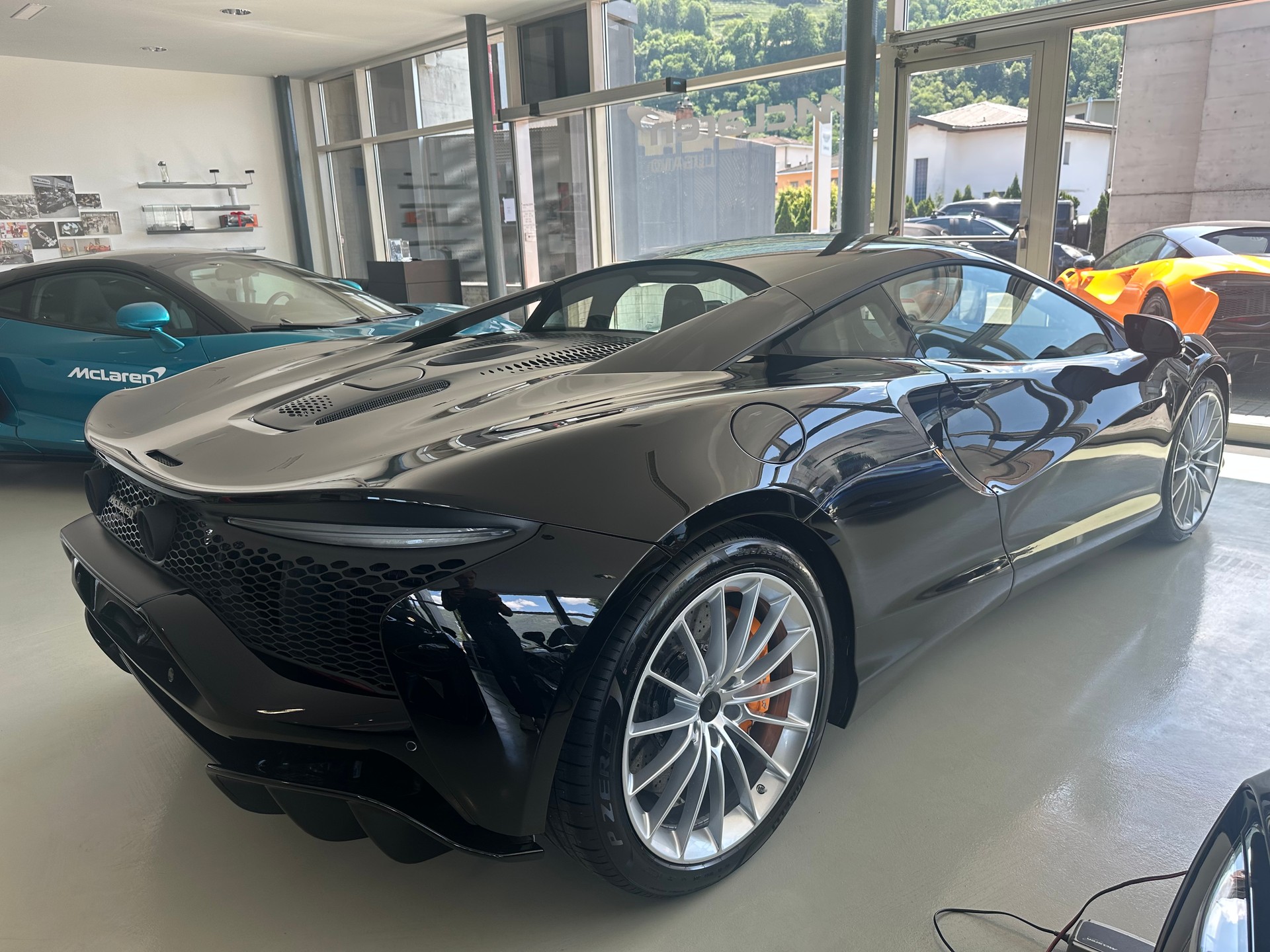 McLAREN ARTURA 3.0 V6 700cv-image-4