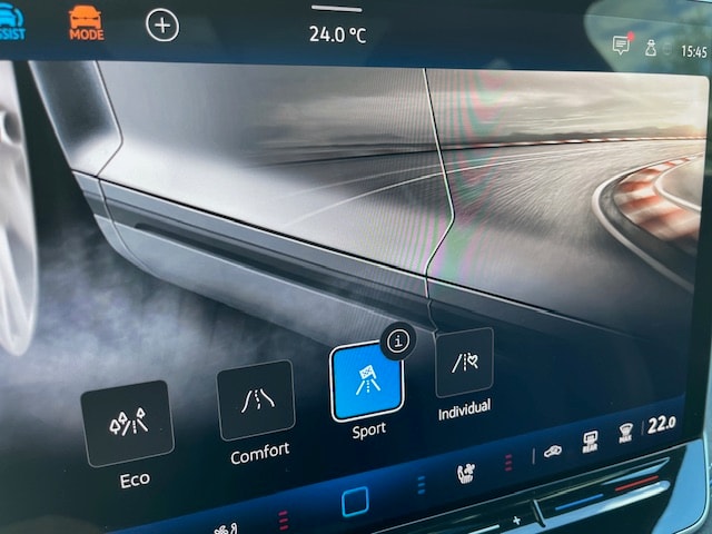 VW Passat Variant 2.0 TDI evo R-Line 4 Motion DSG-image-18