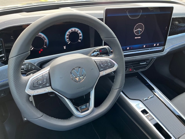 VW Passat Variant 2.0 TDI evo R-Line 4 Motion DSG-image-6