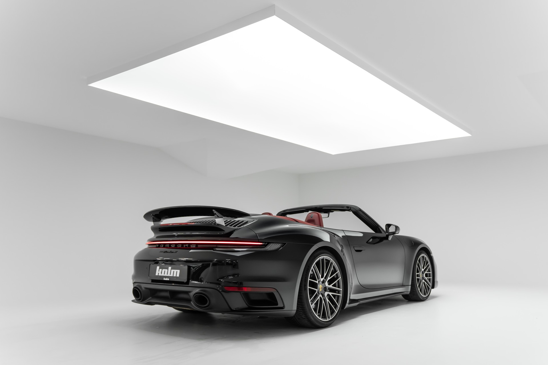 PORSCHE 911 Turbo S Cabriolet PDK-showroom-element-3