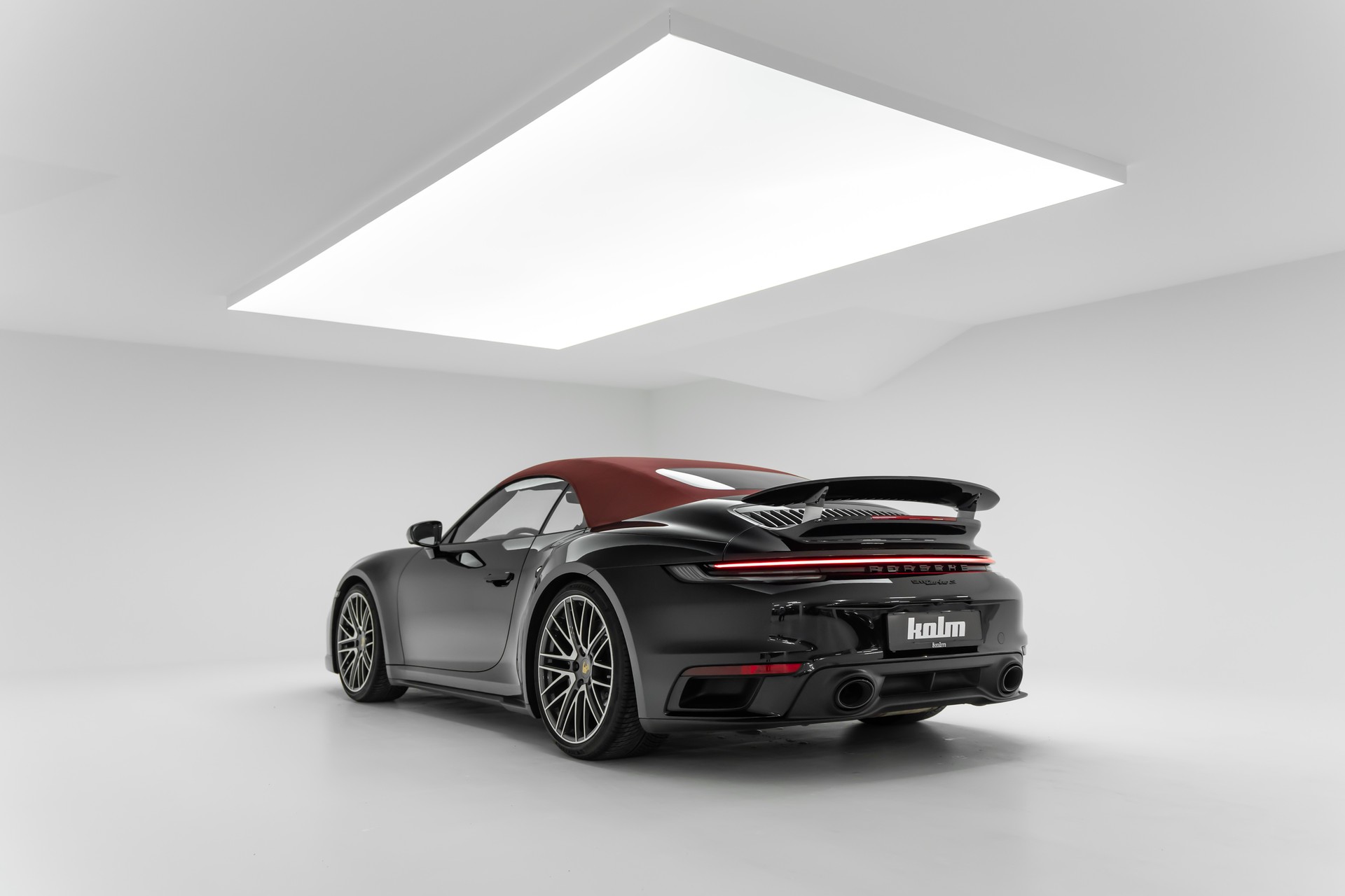 PORSCHE 911 Turbo S Cabriolet PDK-image-5