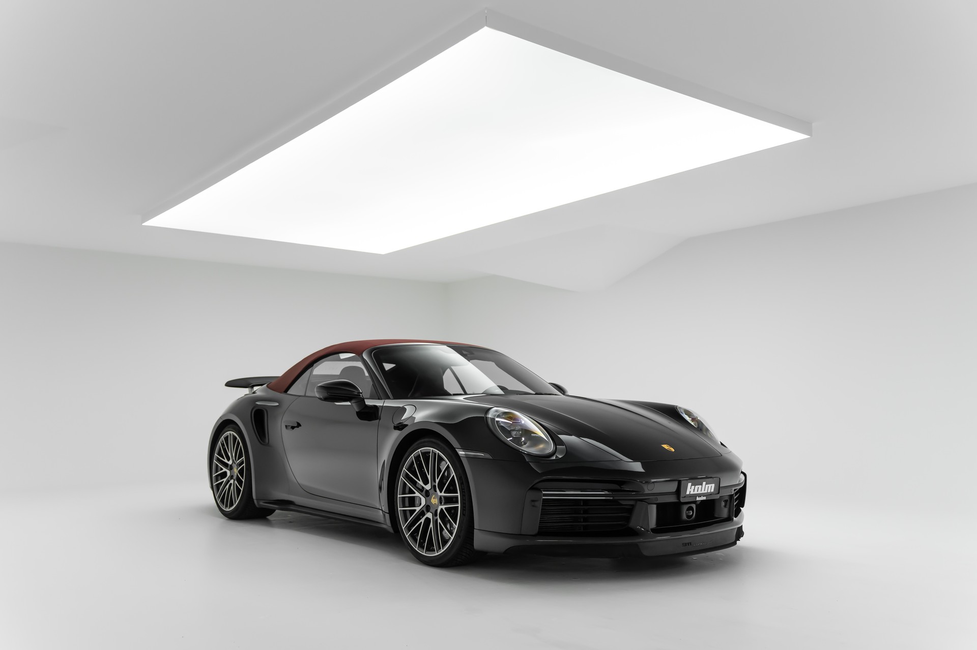 PORSCHE 911 Turbo S Cabriolet PDK-image-4