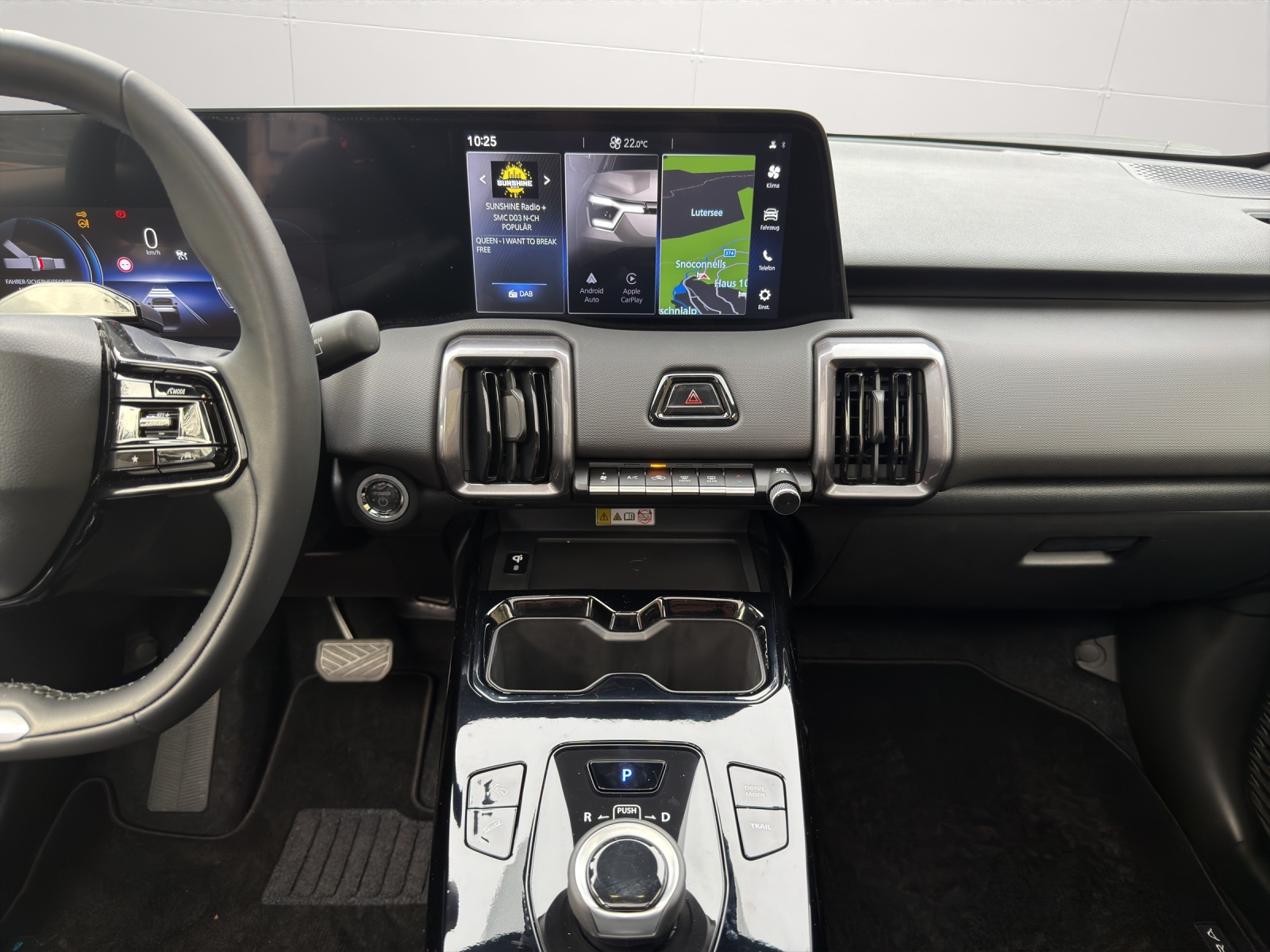 SUZUKI e Vitara Compact Top 4x4 61KWh-image-10