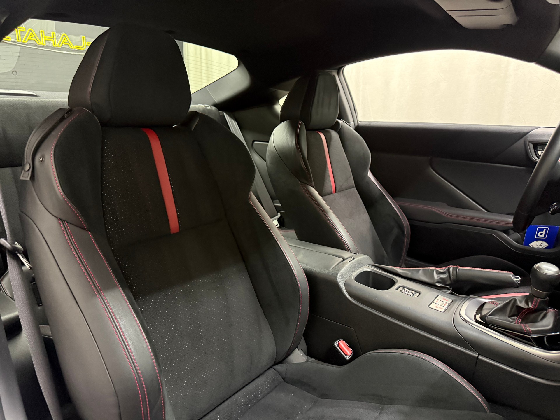 SUBARU BRZ 2.4 STI Line Plus Automat-image-11