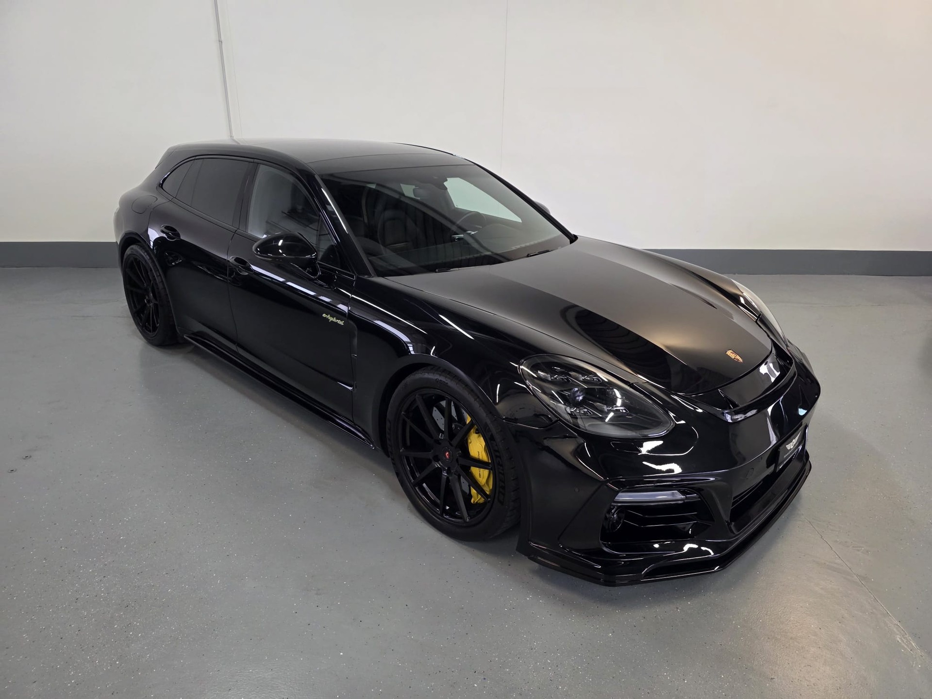 PORSCHE Panamera Turbo S E-Hybrid Sport Turismo PDK TECHART-showroom-element-1