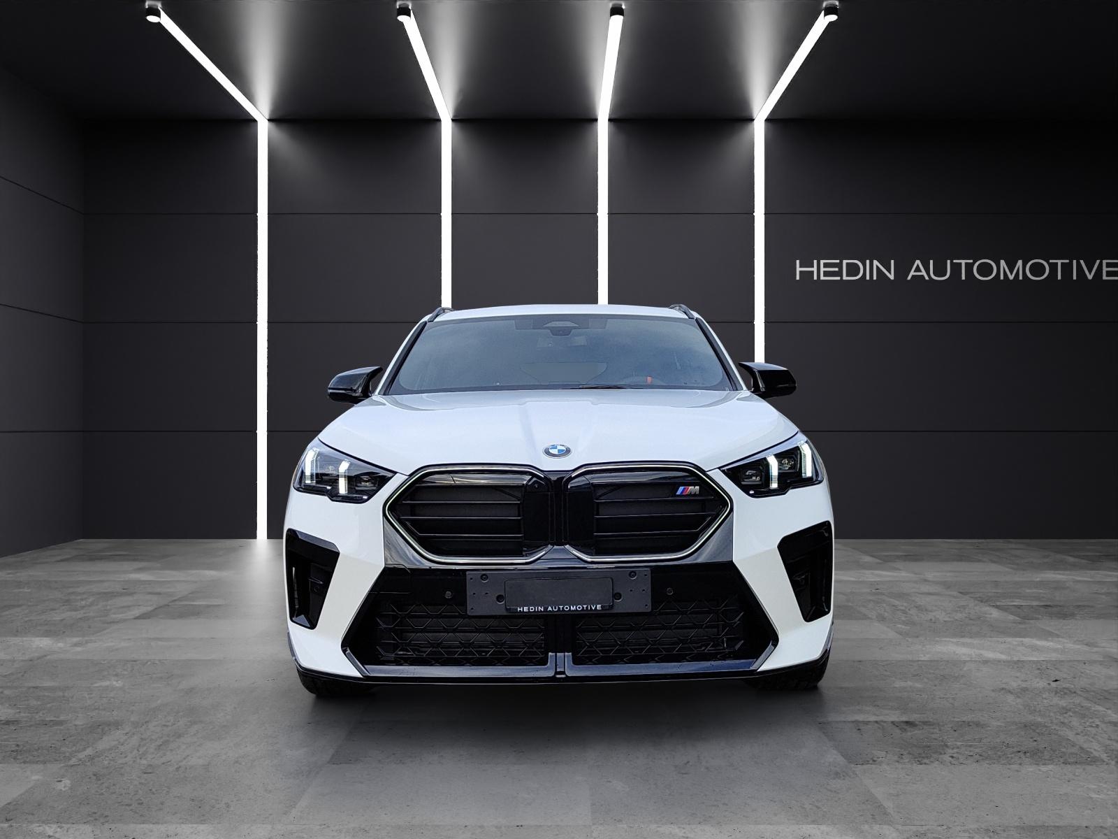 BMW X2 M35i-showroom-element-2