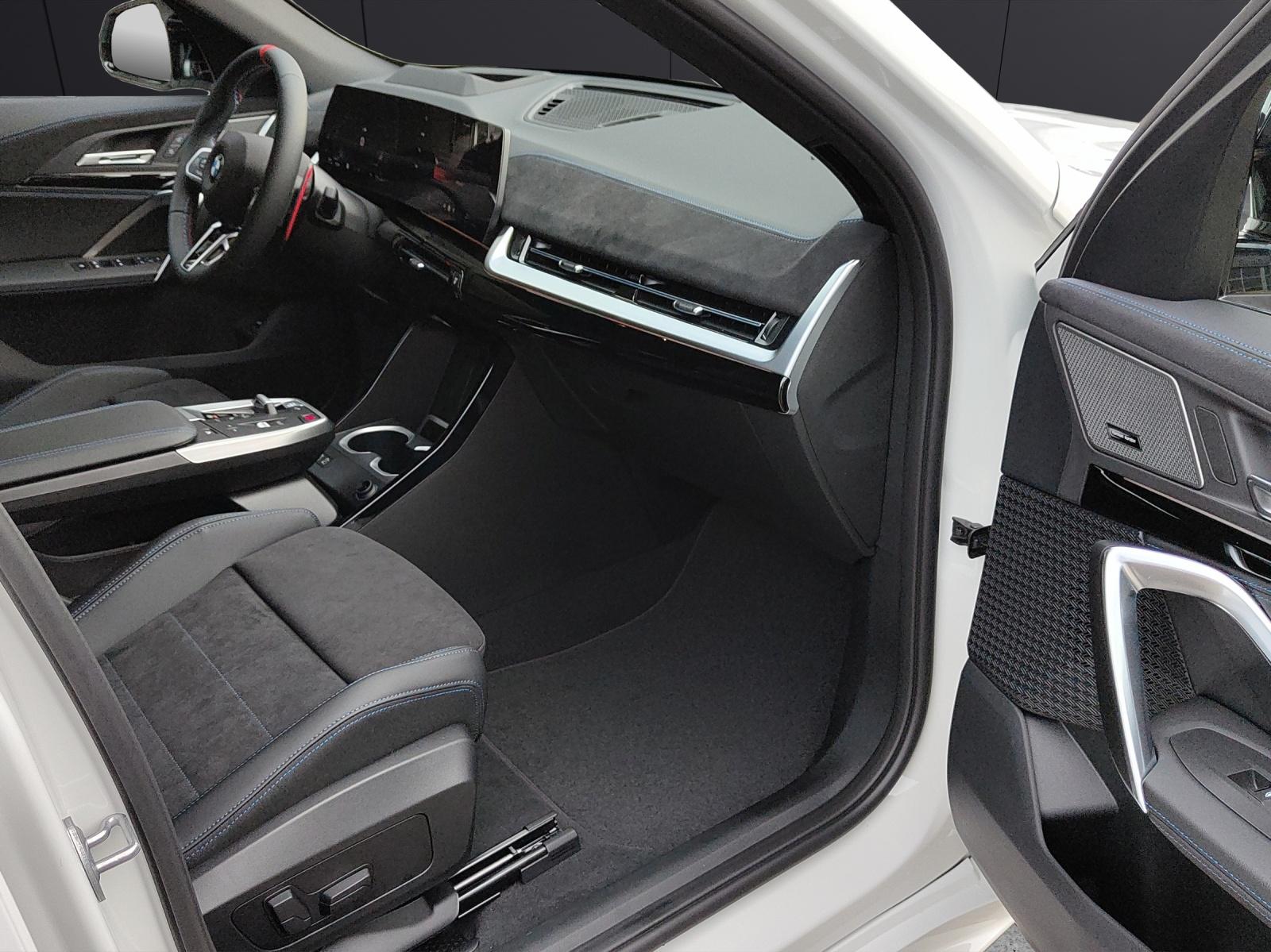 BMW X2 M35i-image-15