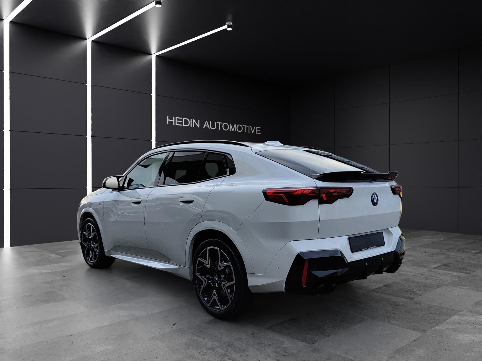 BMW X2 M35i-showroom-element-3