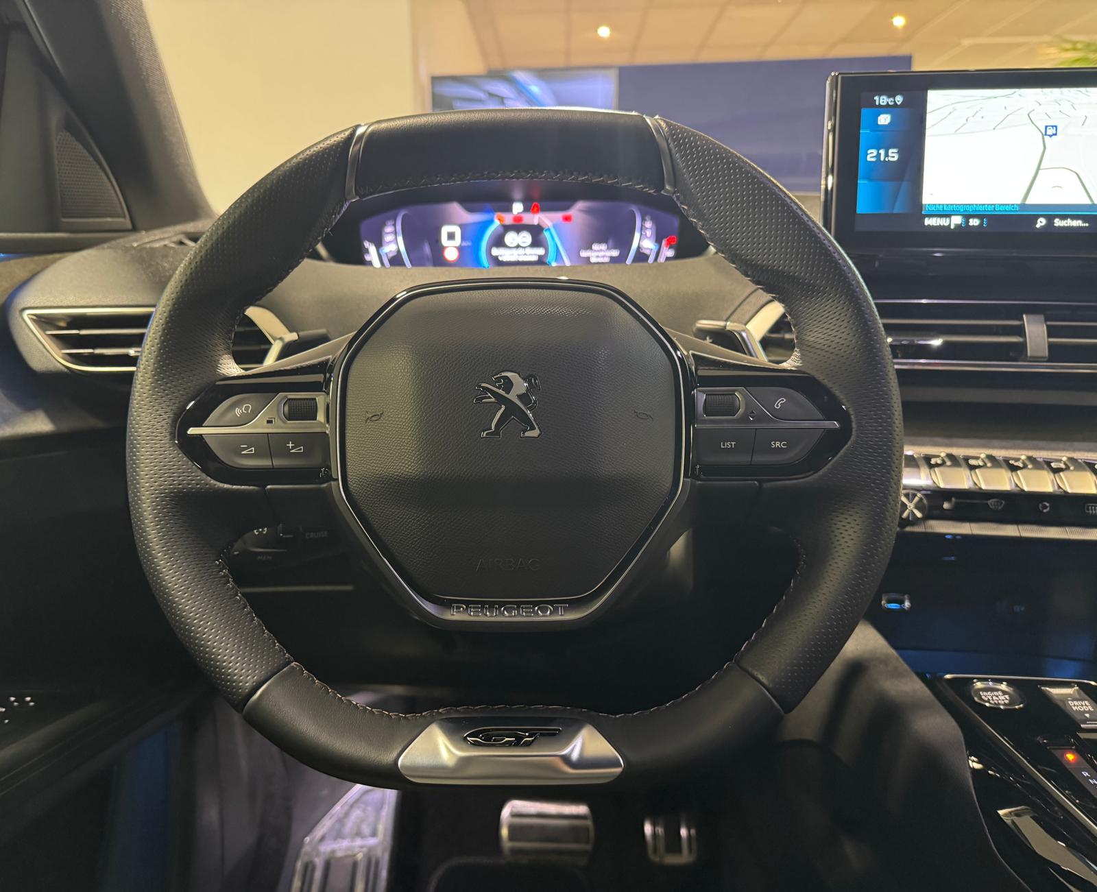 PEUGEOT 3008 1.2 PureTech GT-image-12