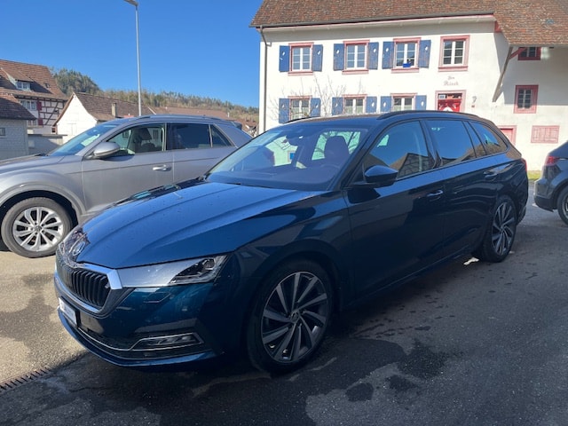 SKODA Octavia Combi 2.0 TDI Style 4x4 DSG-showroom-element-1