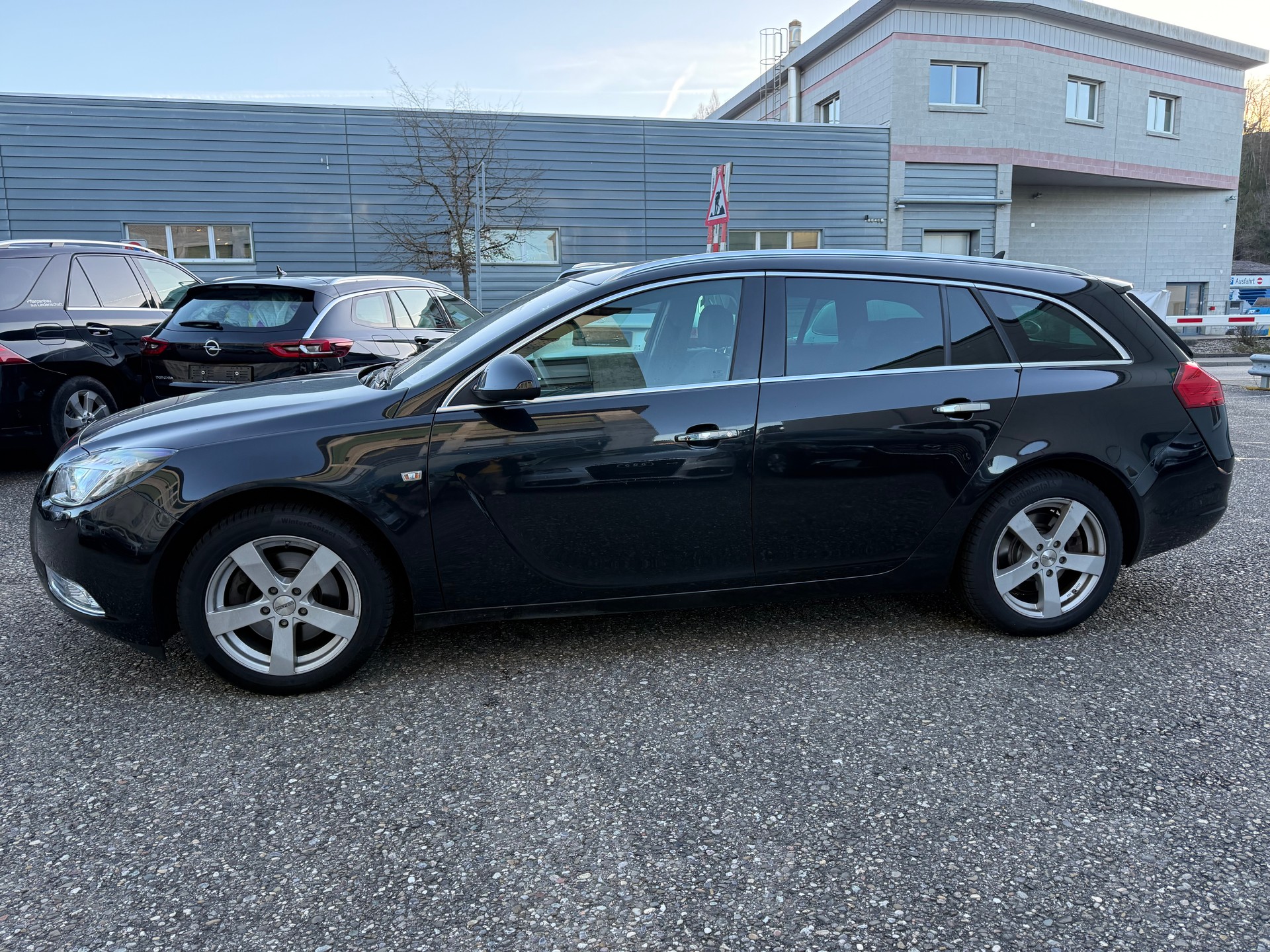 OPEL Insignia 2.0 Turbo Active Edition-image-2