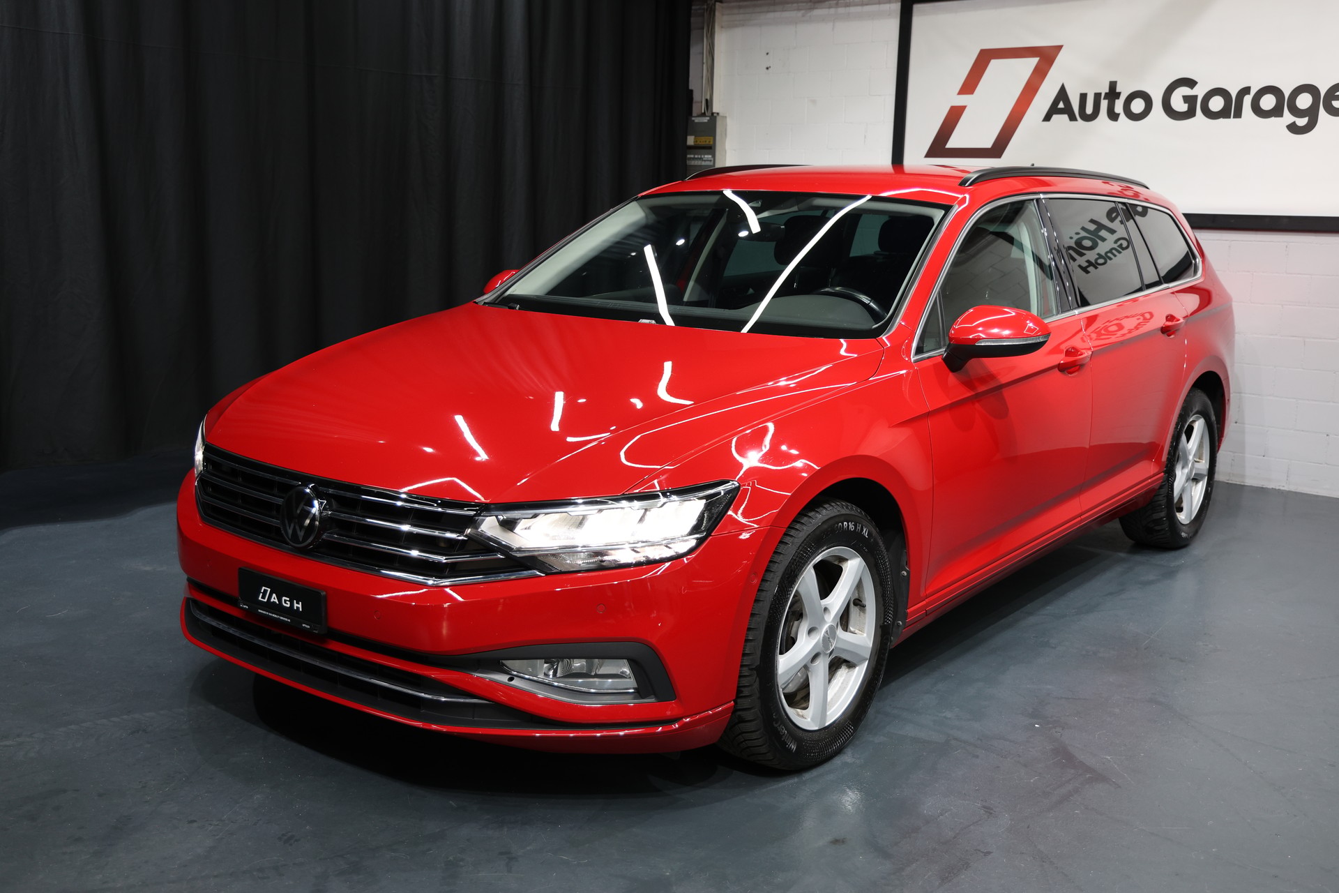 VW Passat 2.0 TDI BMT Business 4Motion DSG 200PS AHK-showroom-element-1