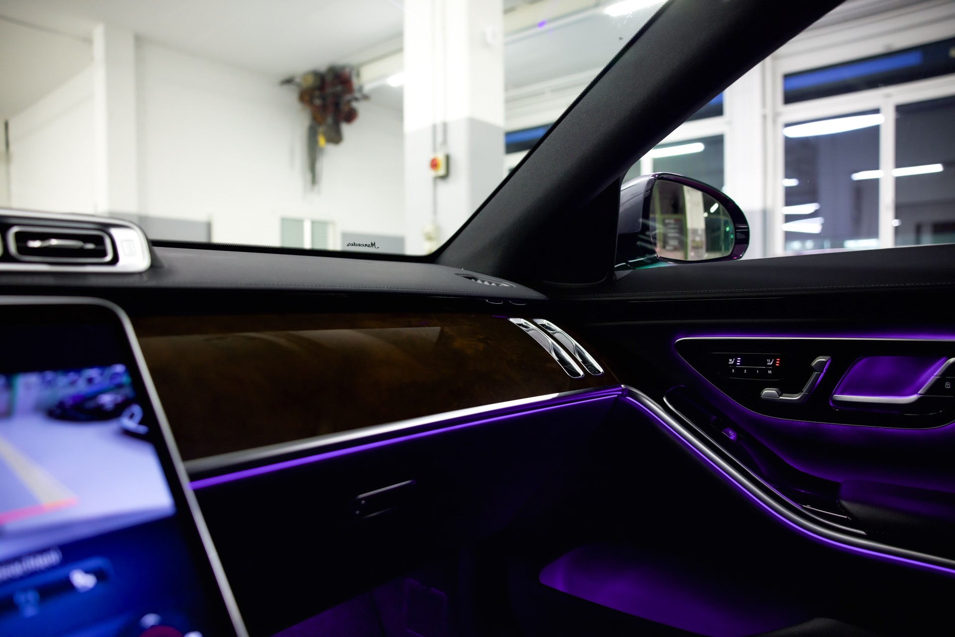MERCEDES-BENZ S 350 d 4Matic AMG Line 9G-Tronic-image-29