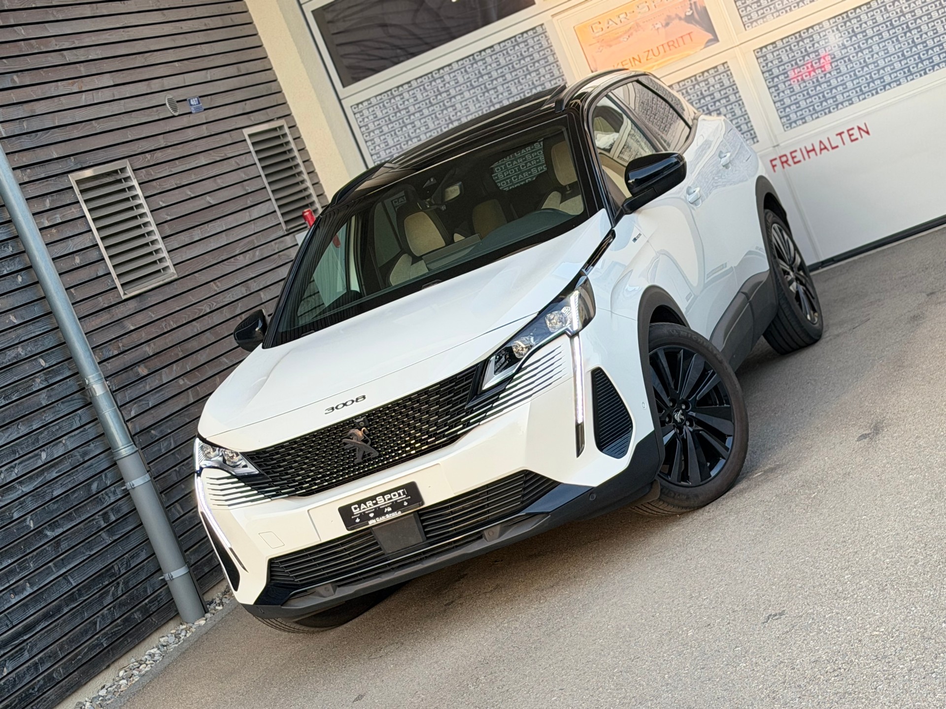 PEUGEOT 3008 300e Hybrid4 GT Pack EAT8