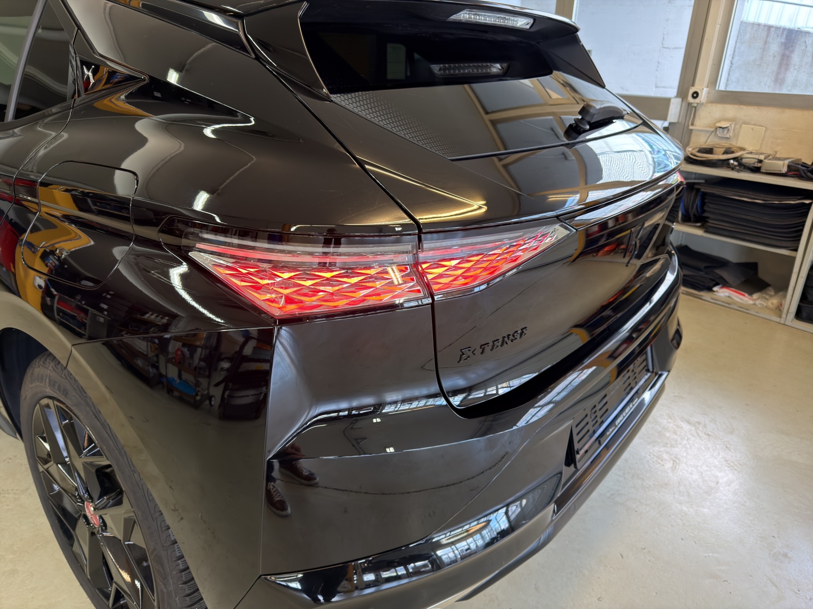 DS AUTOMOBILES DS 4 1.6 E-Tense Ligne Noire-image-27
