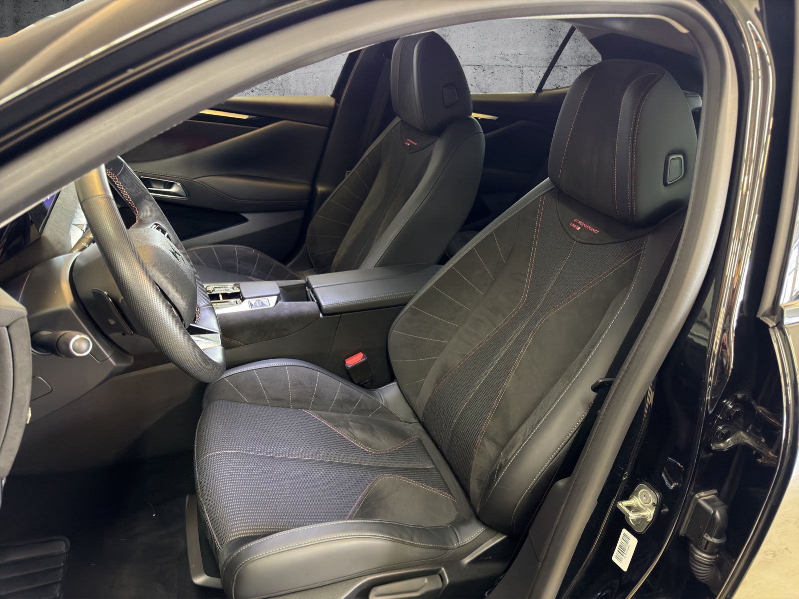 DS AUTOMOBILES DS 4 1.6 E-Tense Ligne Noire-image-21