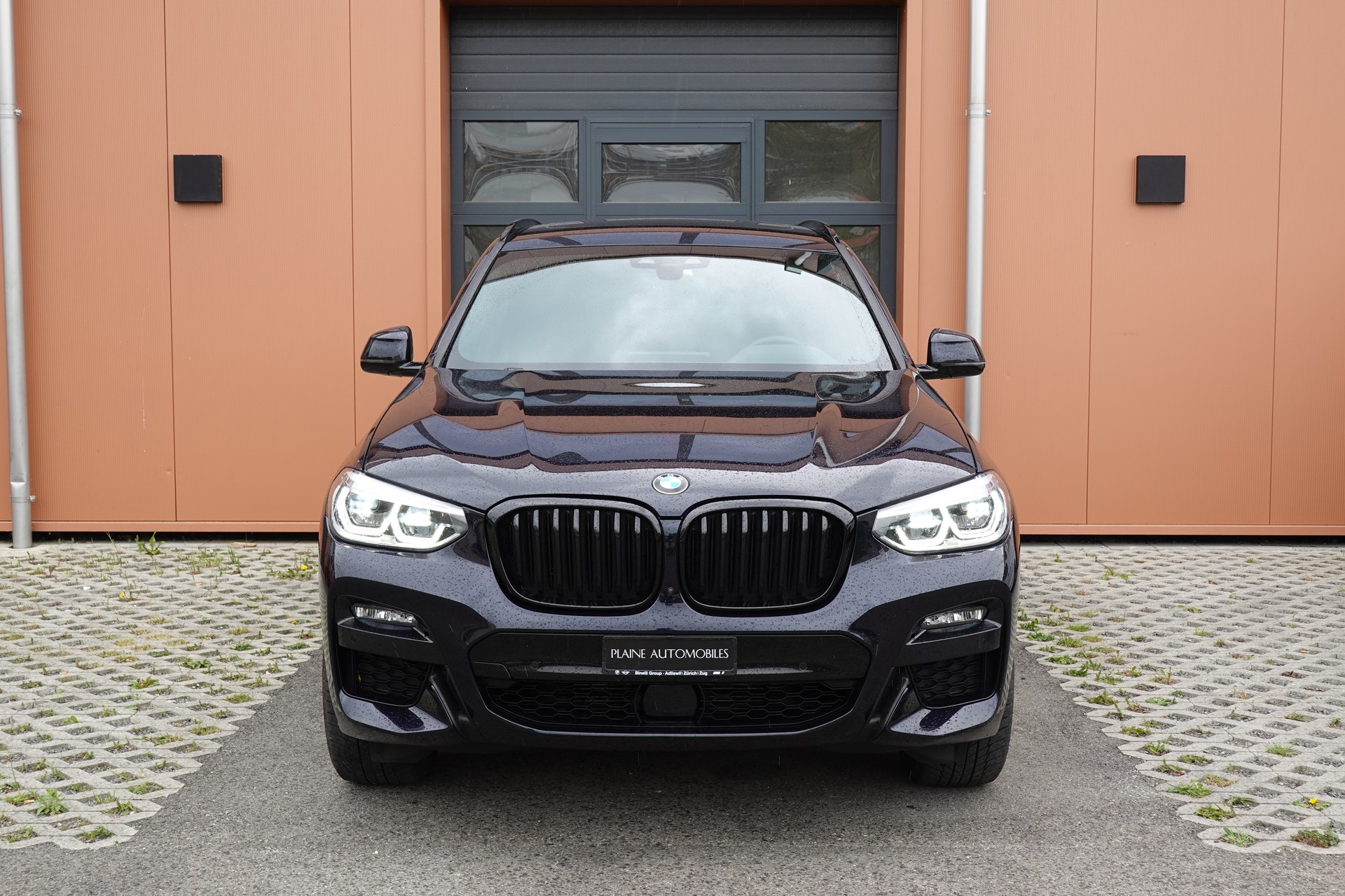 BMW X3 xDrive 30e M Sport - "CH Auto * Harman Kardon * Caméra + Capteurs * Roues 20'* Sieges M * Toit Ouvrant"-showroom-element-1