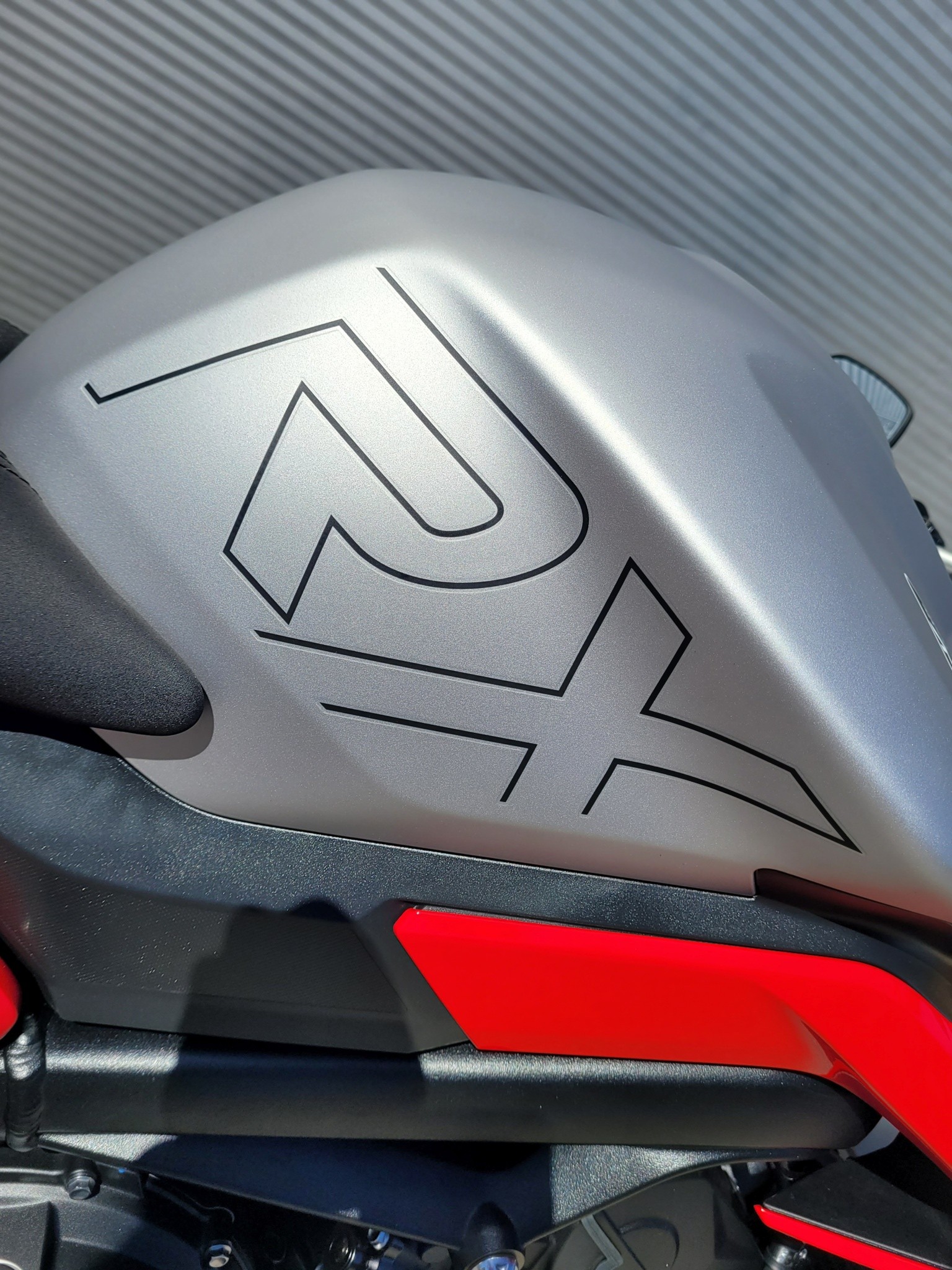 TRIUMPH Street Triple 765 RX-image-3