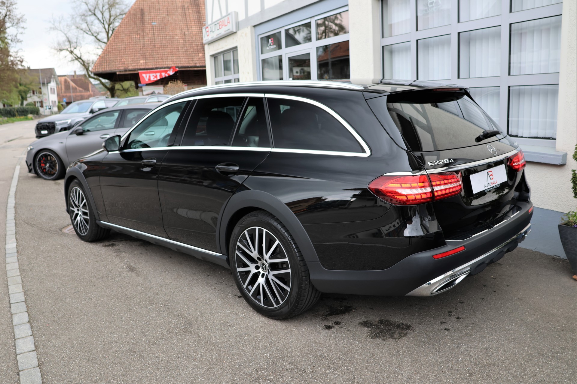 MERCEDES-BENZ E 220 d All-Terrain 4Matic Avantgarde 9G-Tronic (CH)-image-6