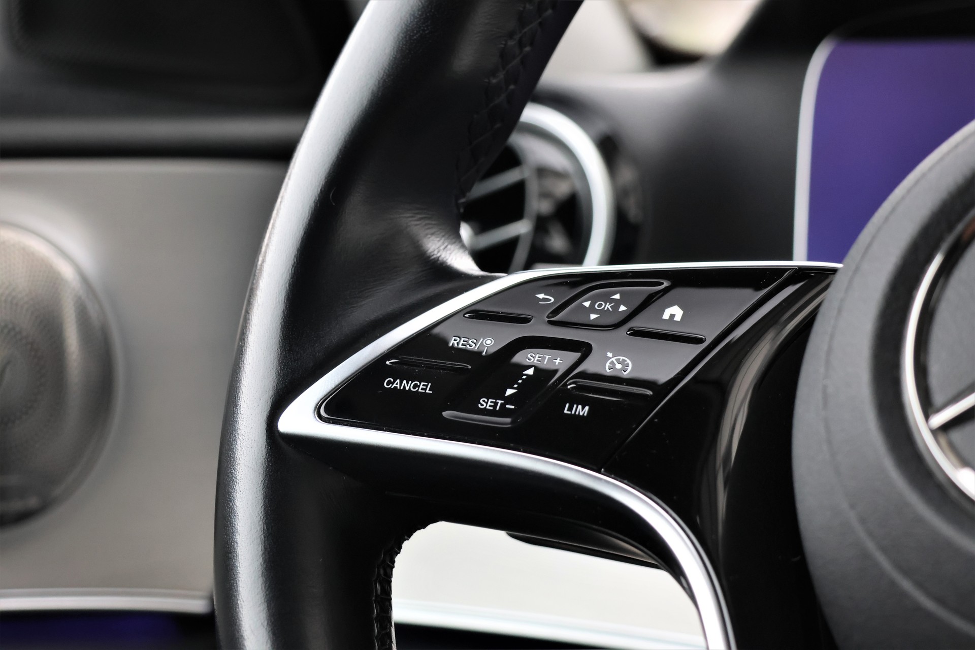 MERCEDES-BENZ E 220 d All-Terrain 4Matic Avantgarde 9G-Tronic (CH)-image-16