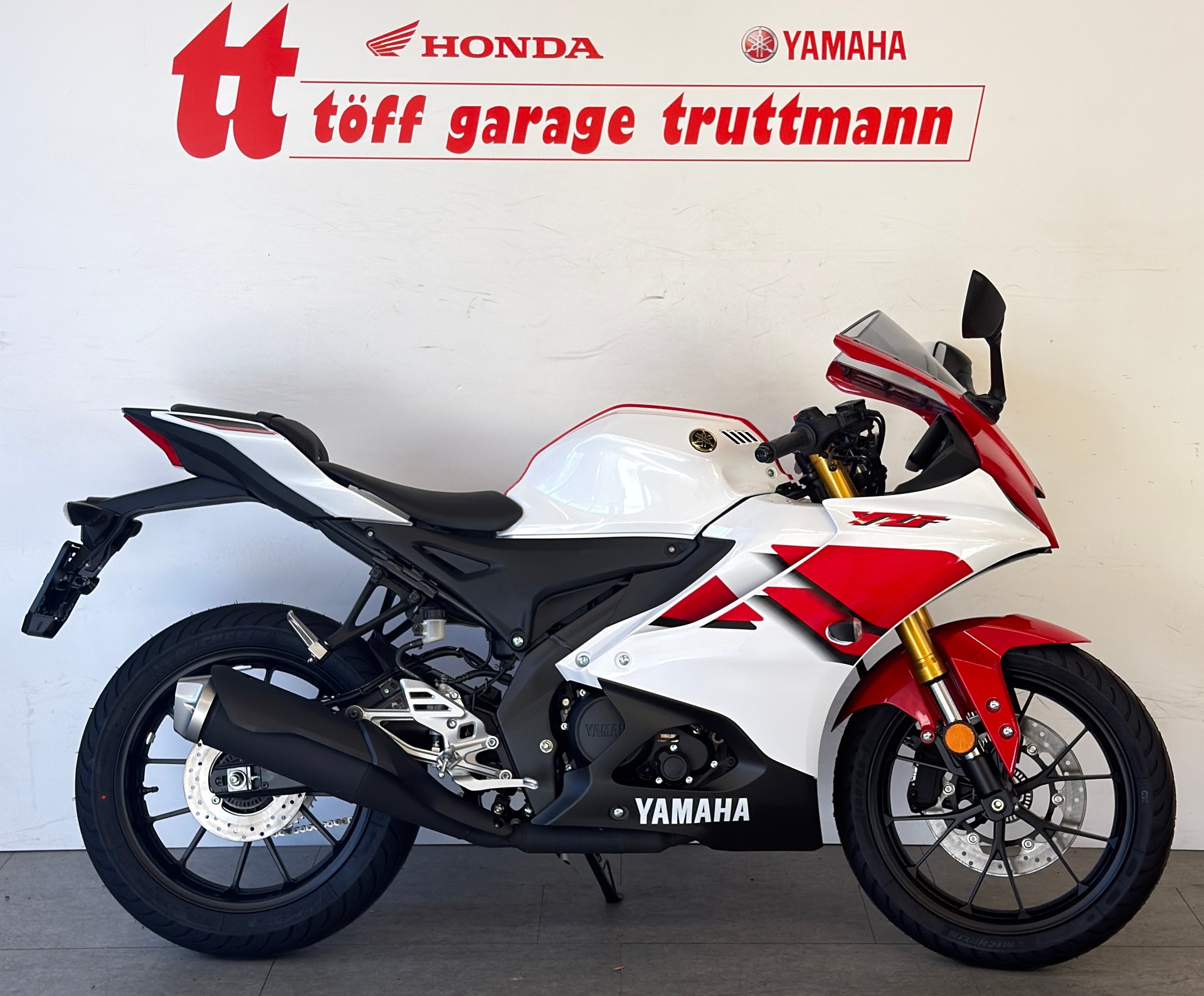 YAMAHA YZF-R 125 ABS-image-0