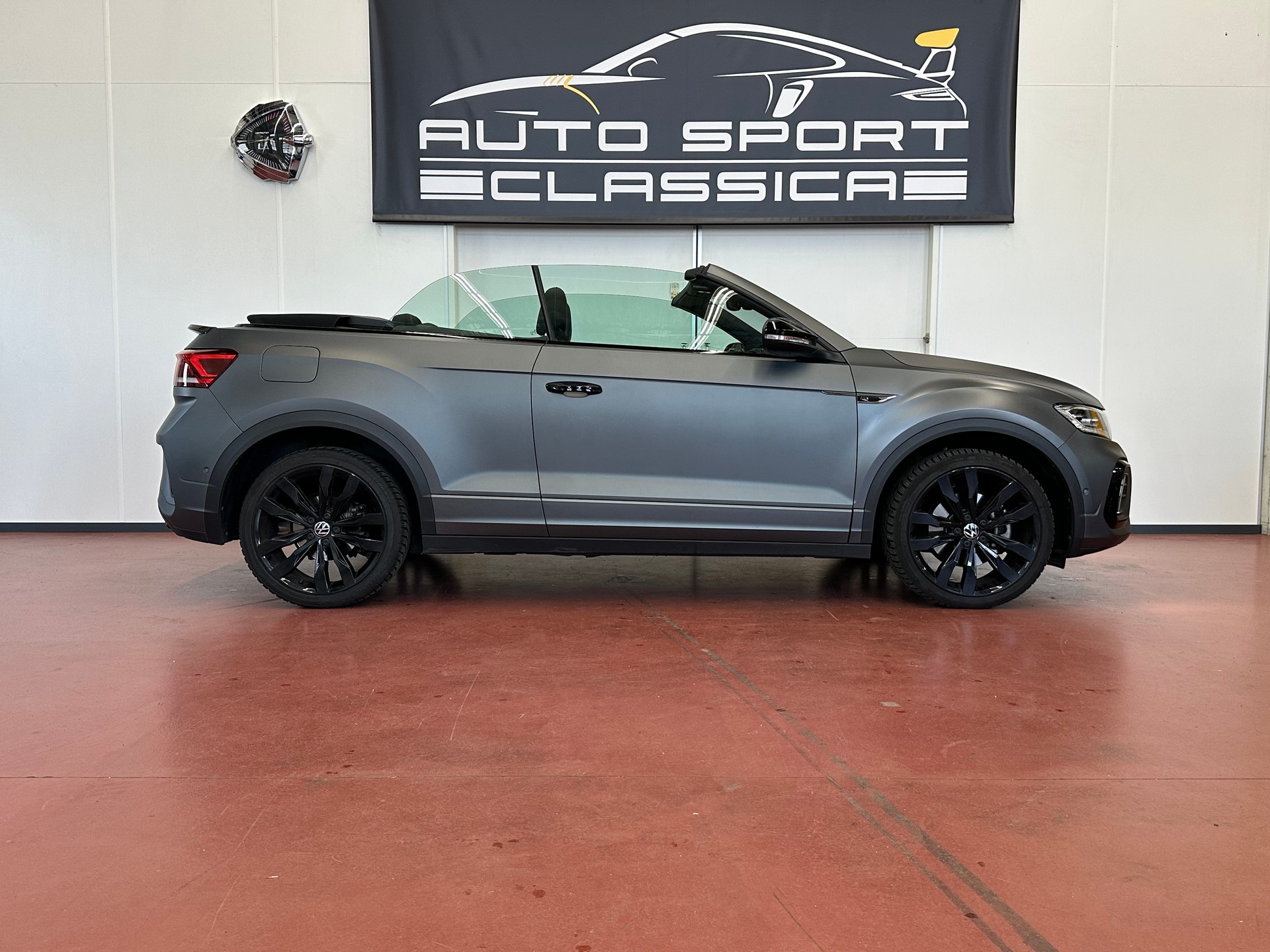 VW T-Roc Cabriolet 1.5 TSI EVO R-Line DSG Edition Grey-image-6