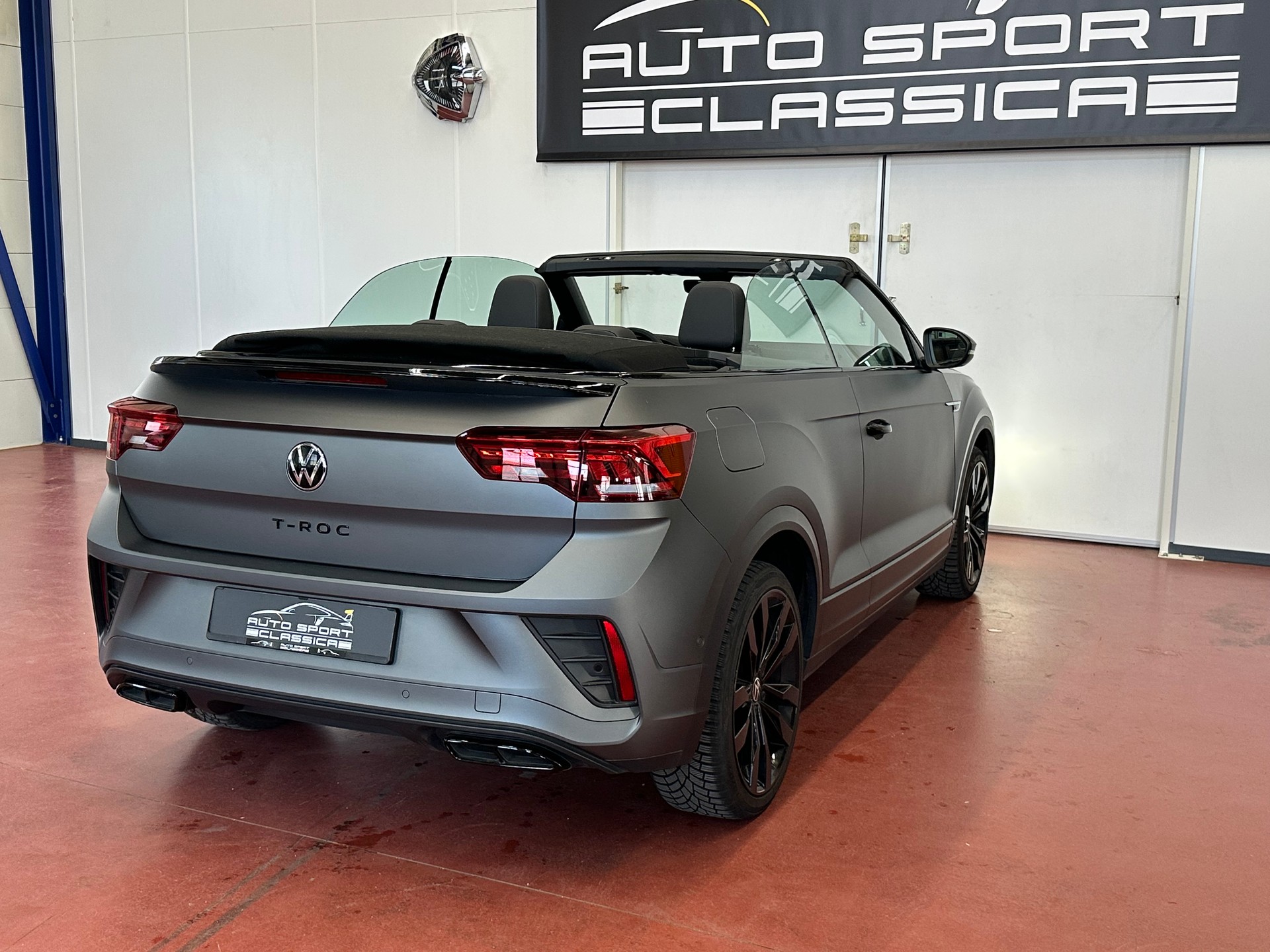 VW T-Roc Cabriolet 1.5 TSI EVO R-Line DSG Edition Grey-image-11