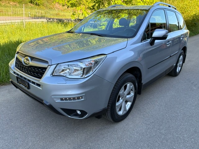 SUBARU Forester 2.0i Advantage Lineartronic