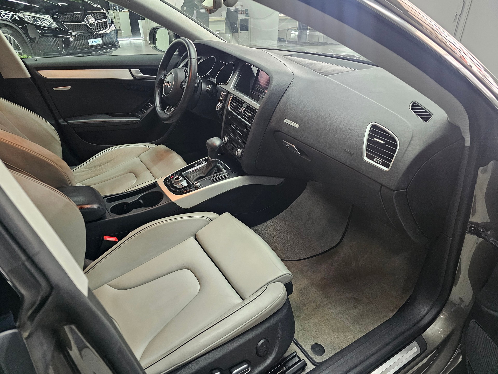 AUDI A5 Sportback 2.0 TDI quattro S-tronic-image-5