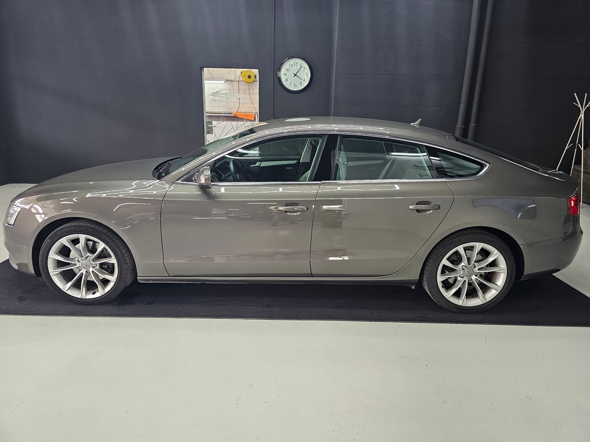 AUDI A5 Sportback 2.0 TDI quattro S-tronic-showroom-element-3
