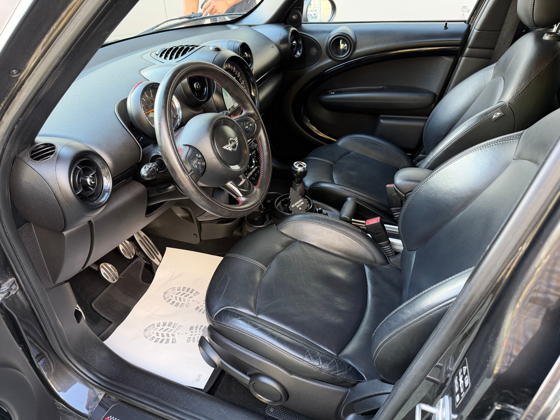 MINI Countryman John Cooper Works ALL4 Snowhill-image-8