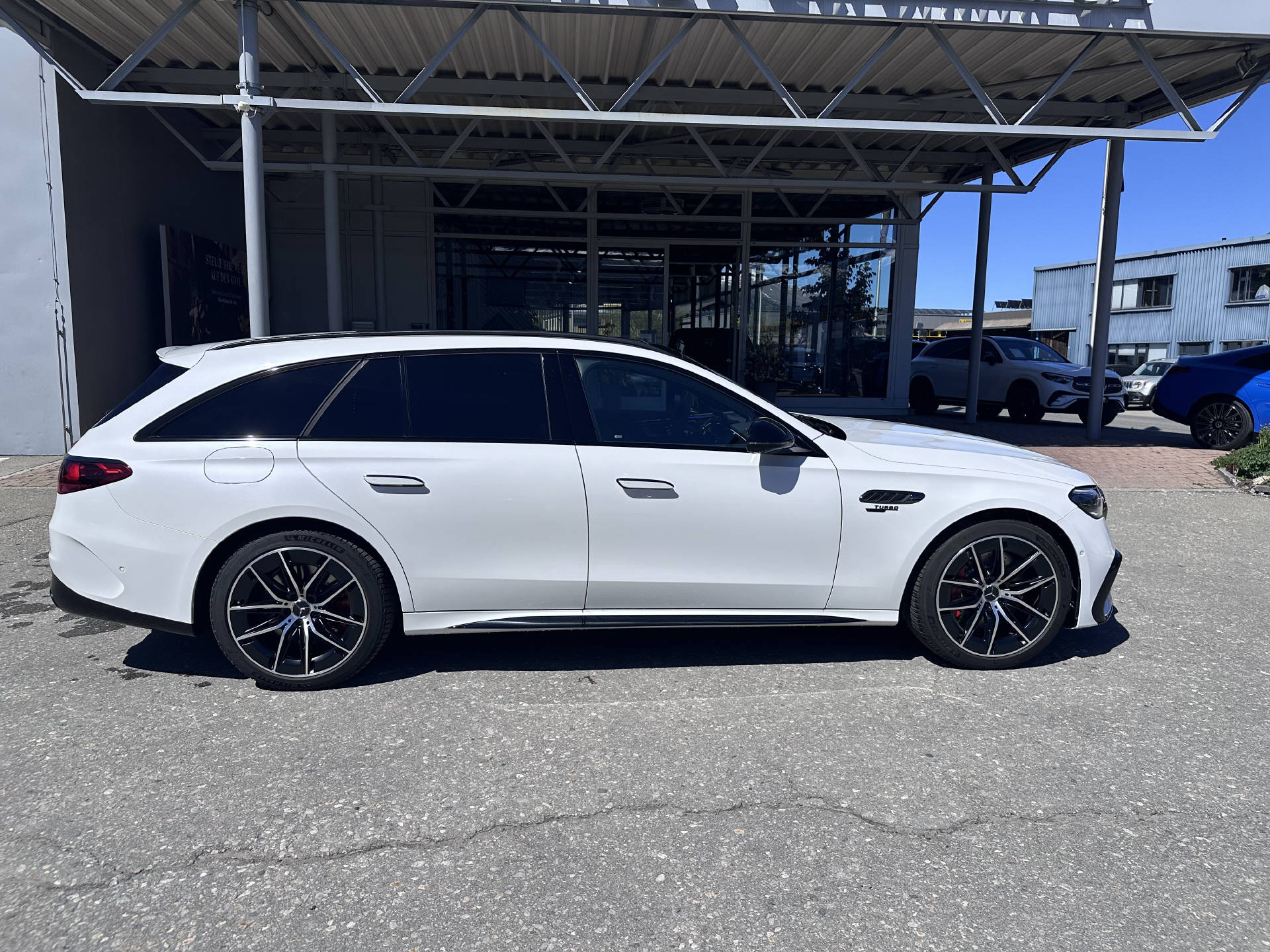 MERCEDES-BENZ E 53 Hybrid AMG 4matic+ Kombi-showroom-element-1