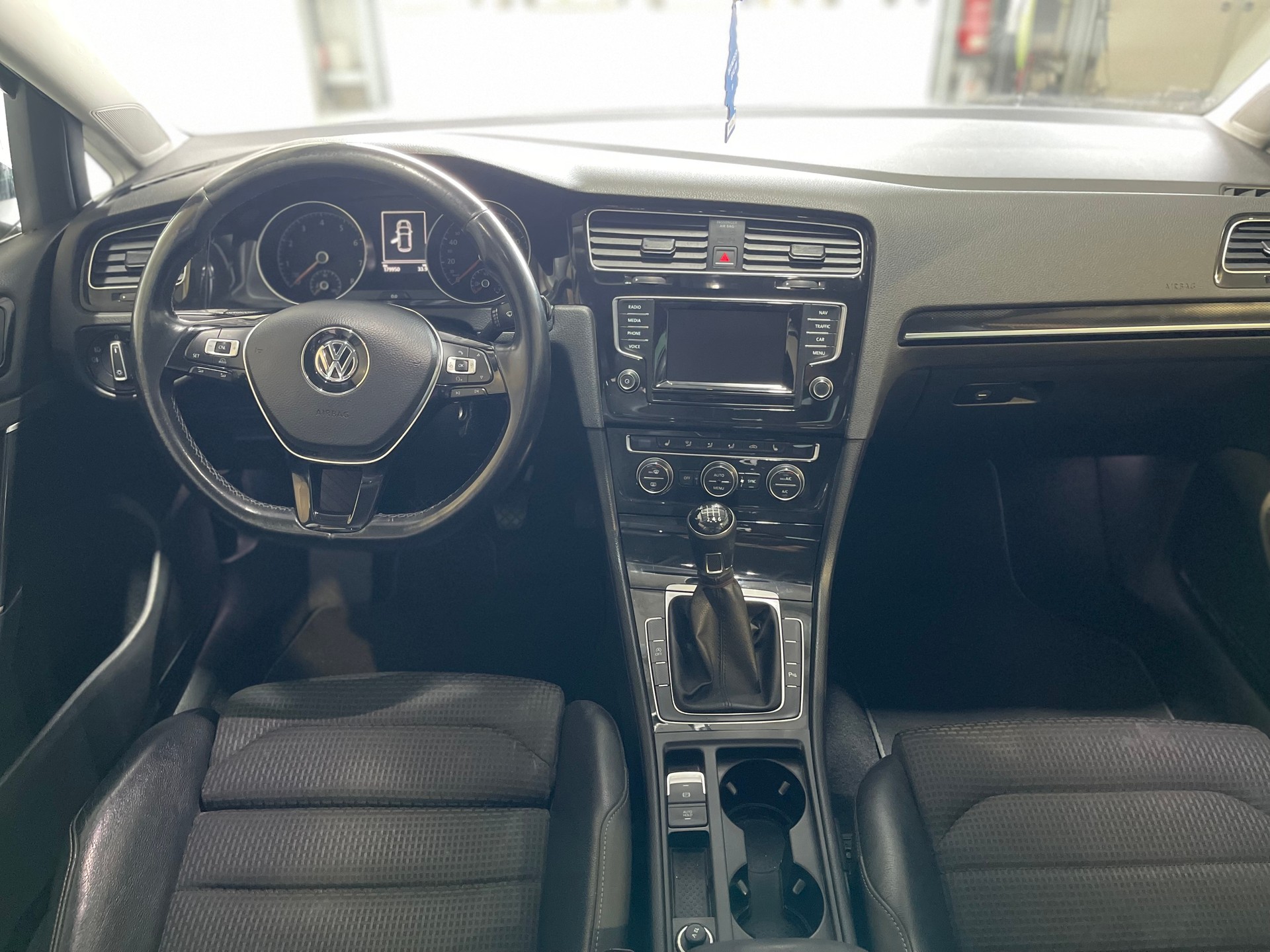 VW Golf 1.4 TSI Highline-image-7