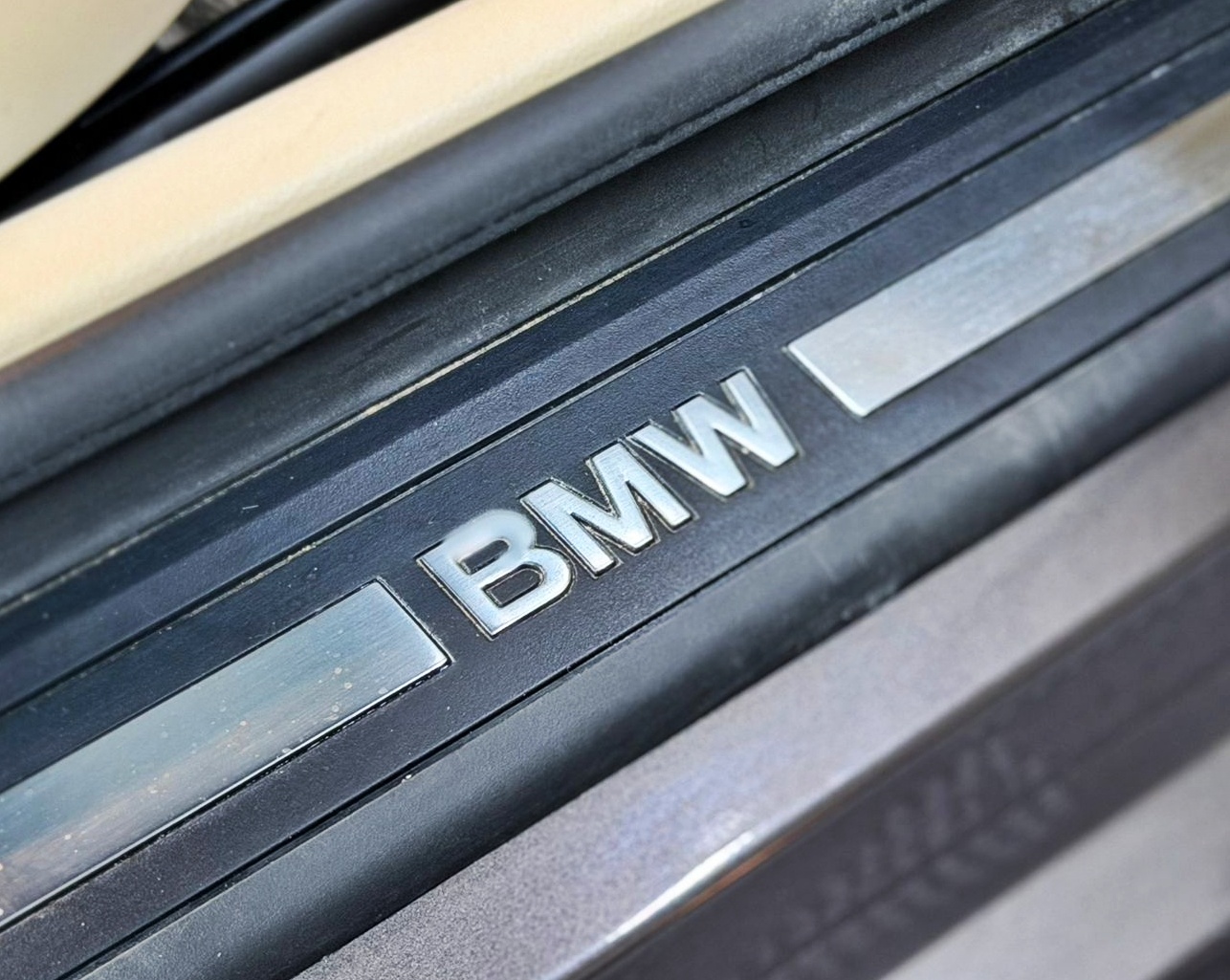 BMW 325i Cabriolet Steptronic-image-22