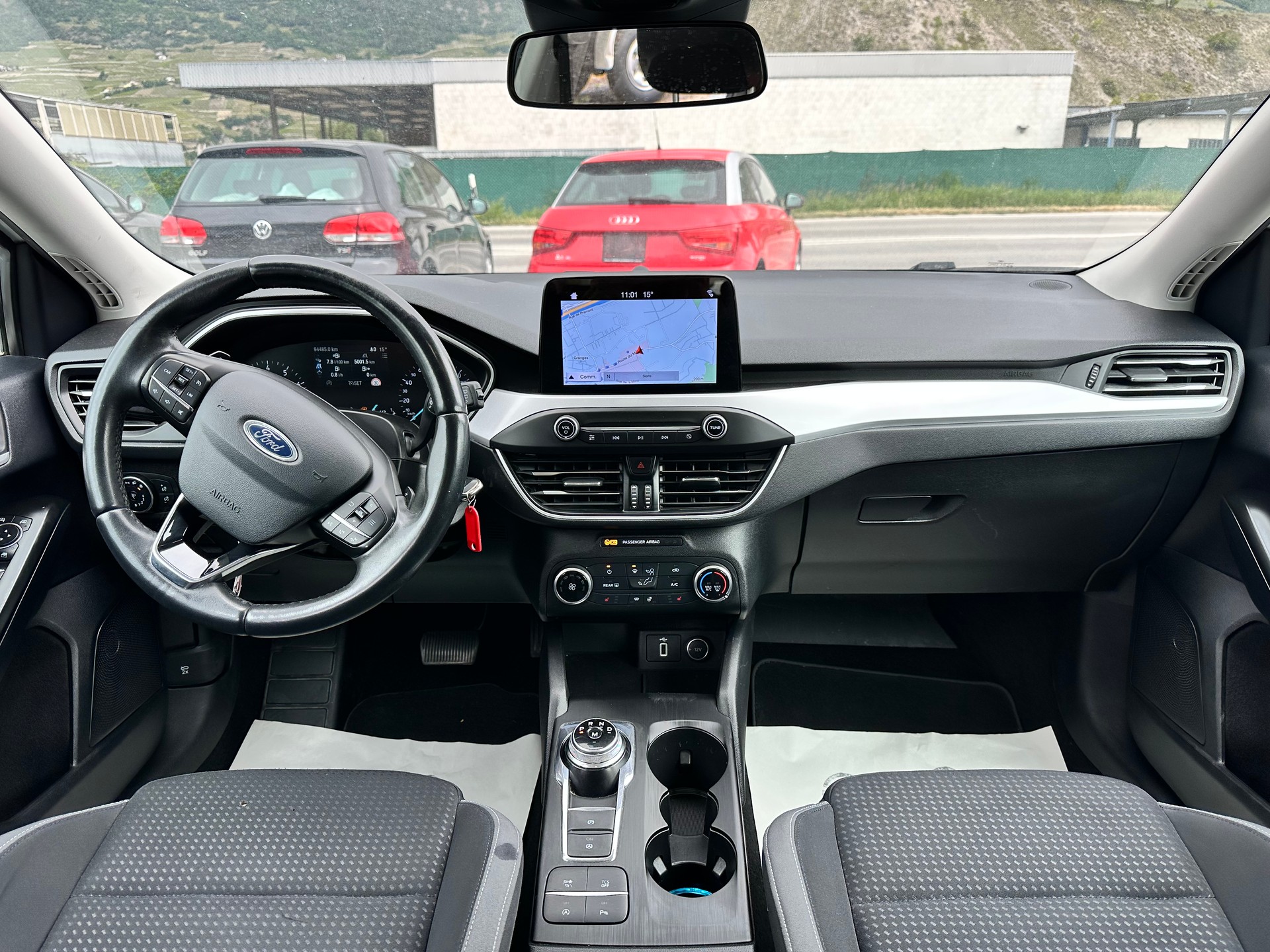 FORD Focus 1.5 SCTi Business Automatic-image-9