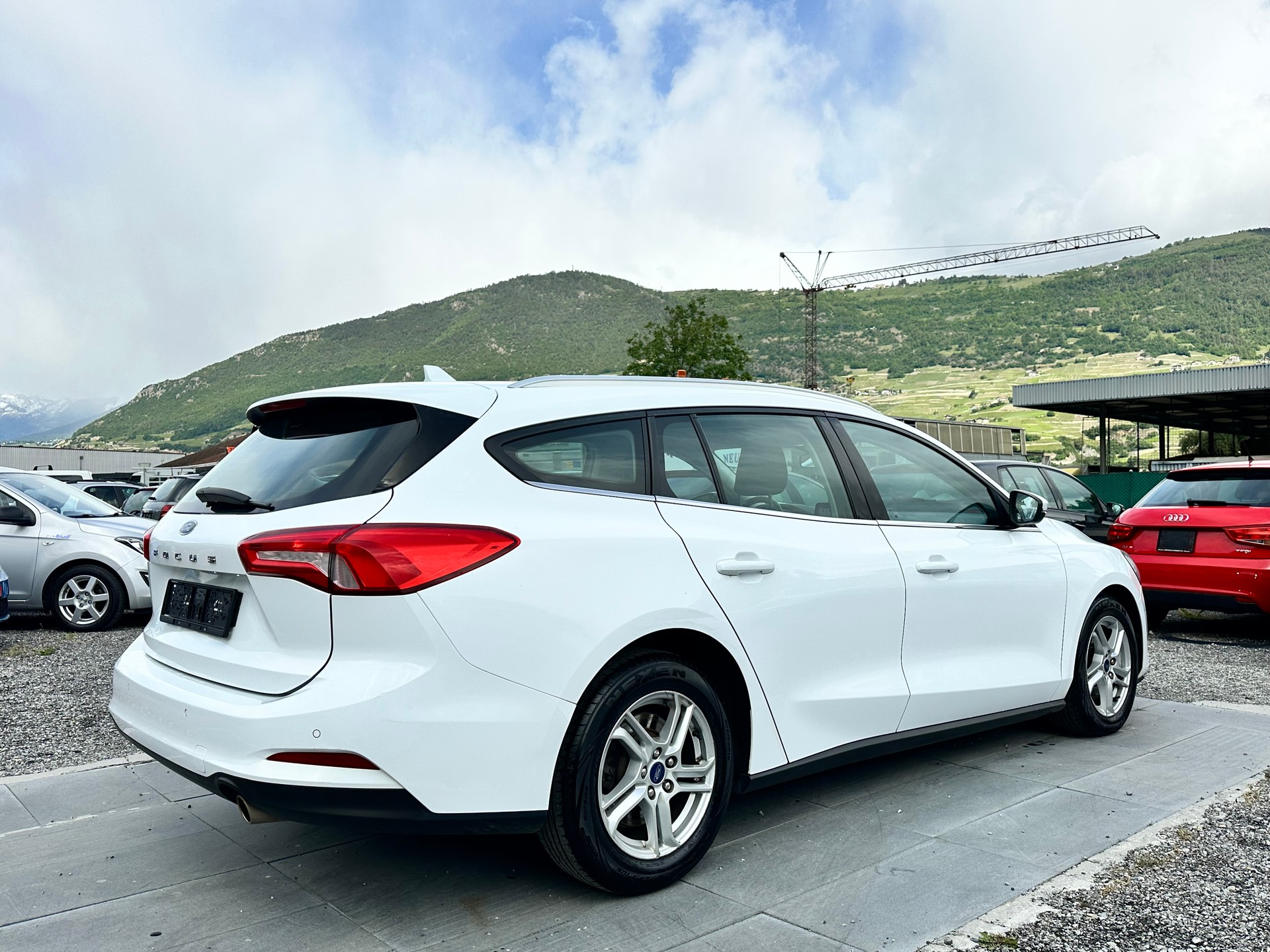 FORD Focus 1.5 SCTi Business Automatic-image-4