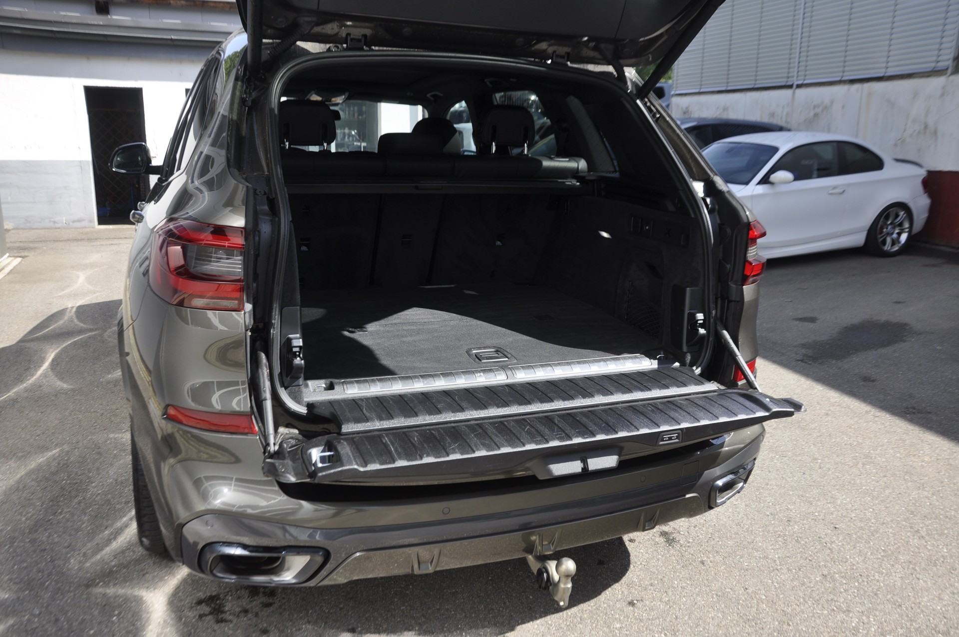 BMW X5 xDrive45e M Sport PLUS Steptronic I Anhängerkupplung I Panoramadach-image-14