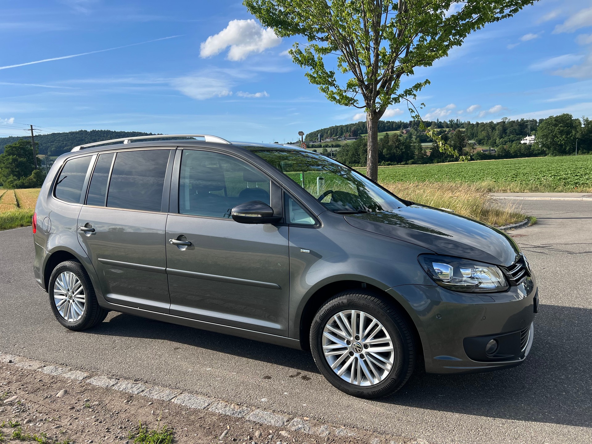 VW Touran 1.4 TSI Cup ** 7 Sitzplätze***Rückfahrkamera ***-showroom-element-3