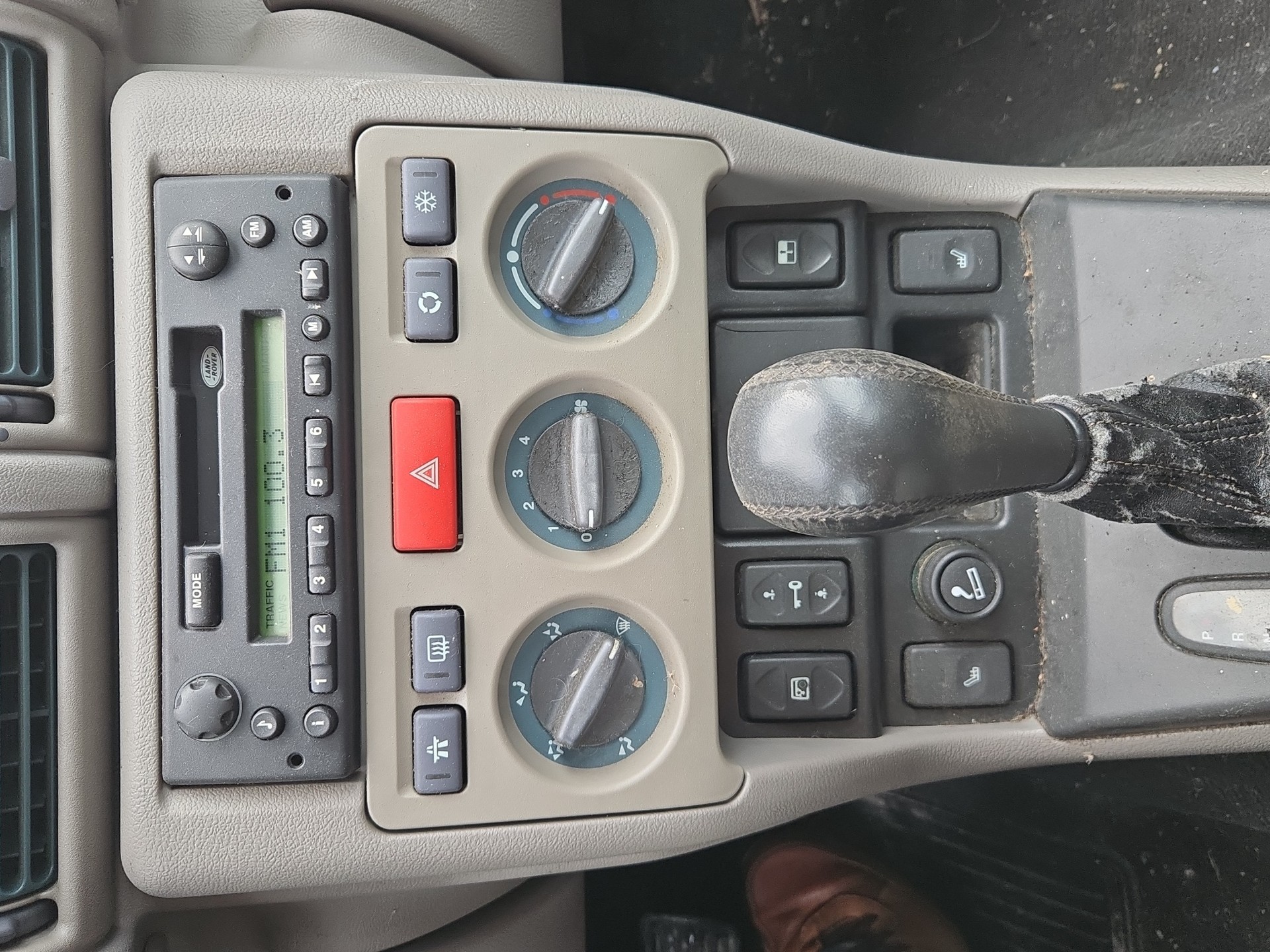 LAND ROVER Freelander 2.5 V6 ES Wagon-image-5