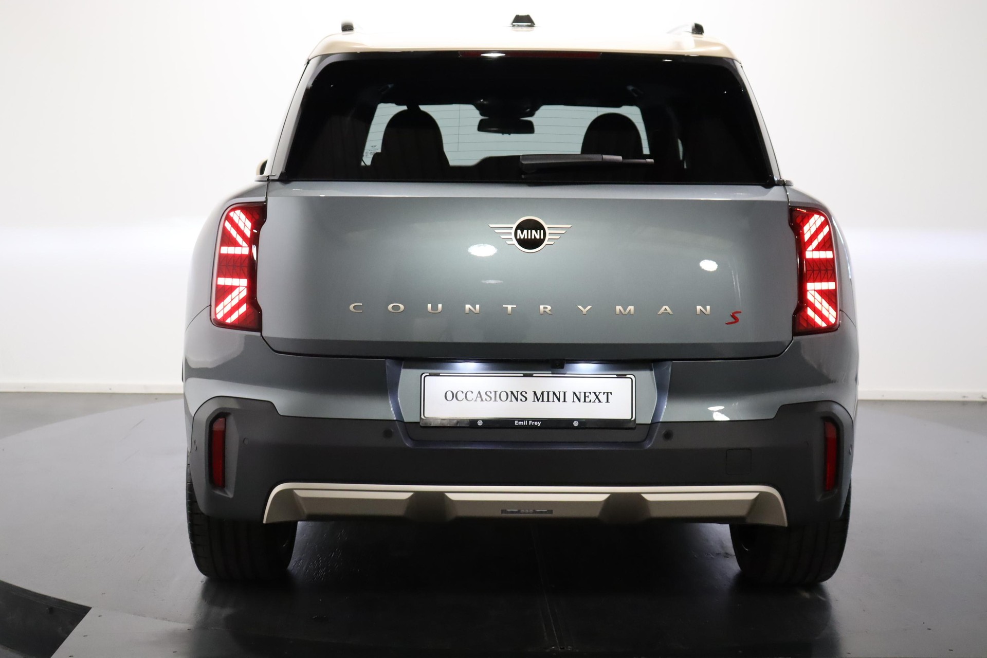 MINI Countryman U25 2.0i S ALL4-showroom-element-1