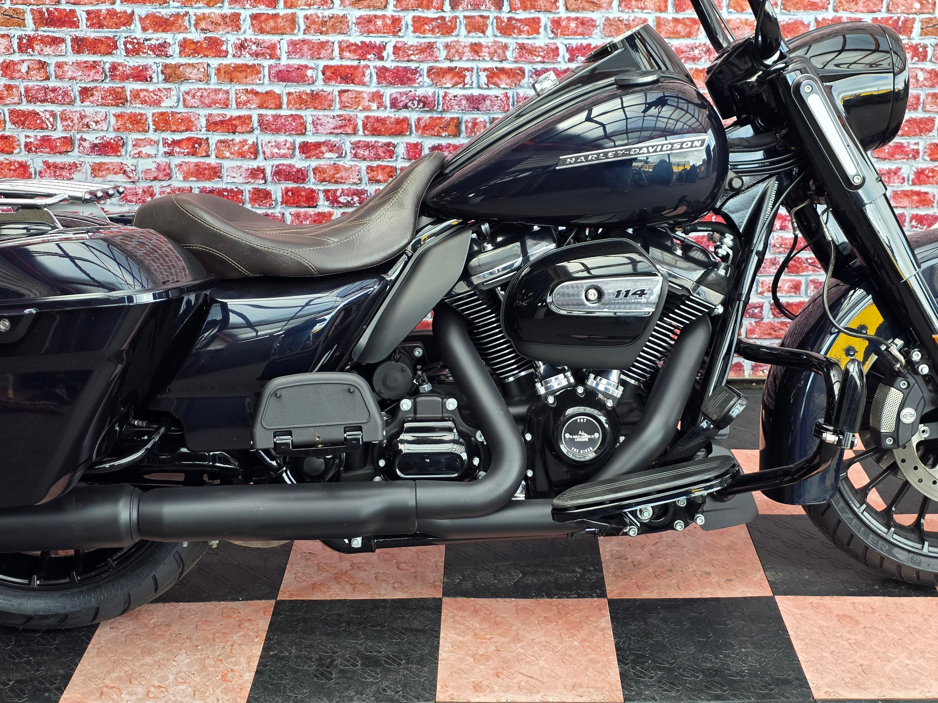 HARLEY-DAVIDSON FLHRXS Road King Special 114 ABS-showroom-element-2