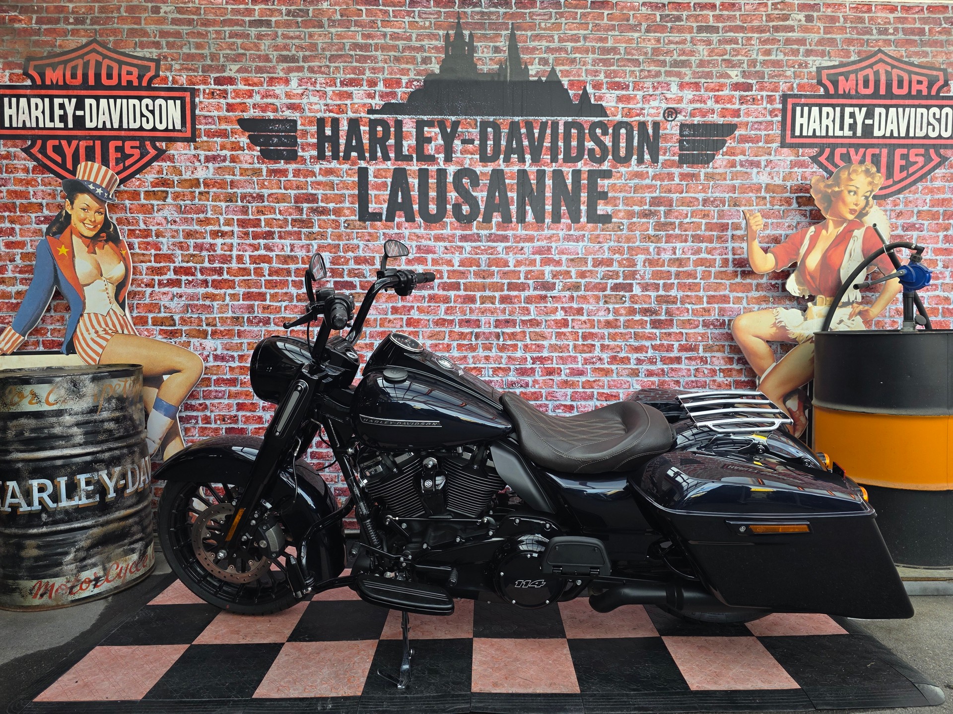 HARLEY-DAVIDSON FLHRXS Road King Special 114 ABS-showroom-element-1