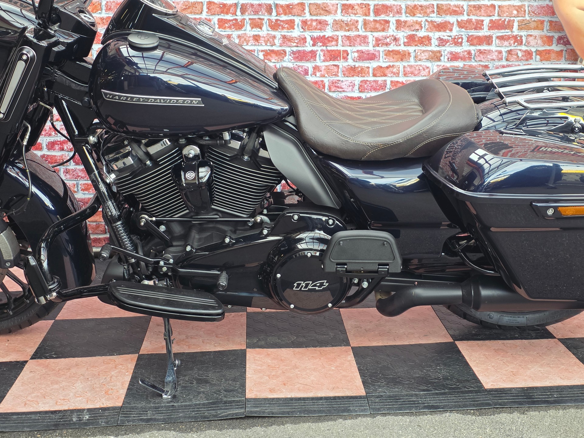 HARLEY-DAVIDSON FLHRXS Road King Special 114 ABS-showroom-element-3
