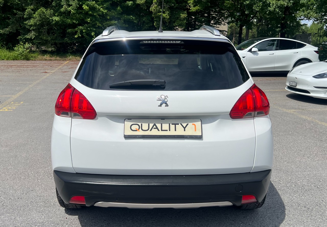 PEUGEOT 2008 1.6 VTI Allure-image-1