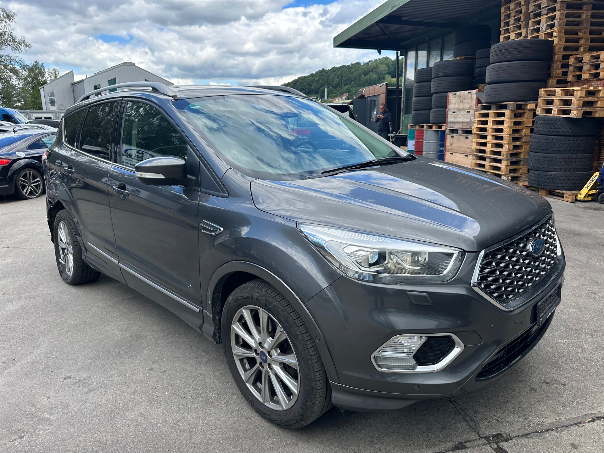 FORD Kuga 2.0 TDCi Vignale 4WD PowerShift-image-5