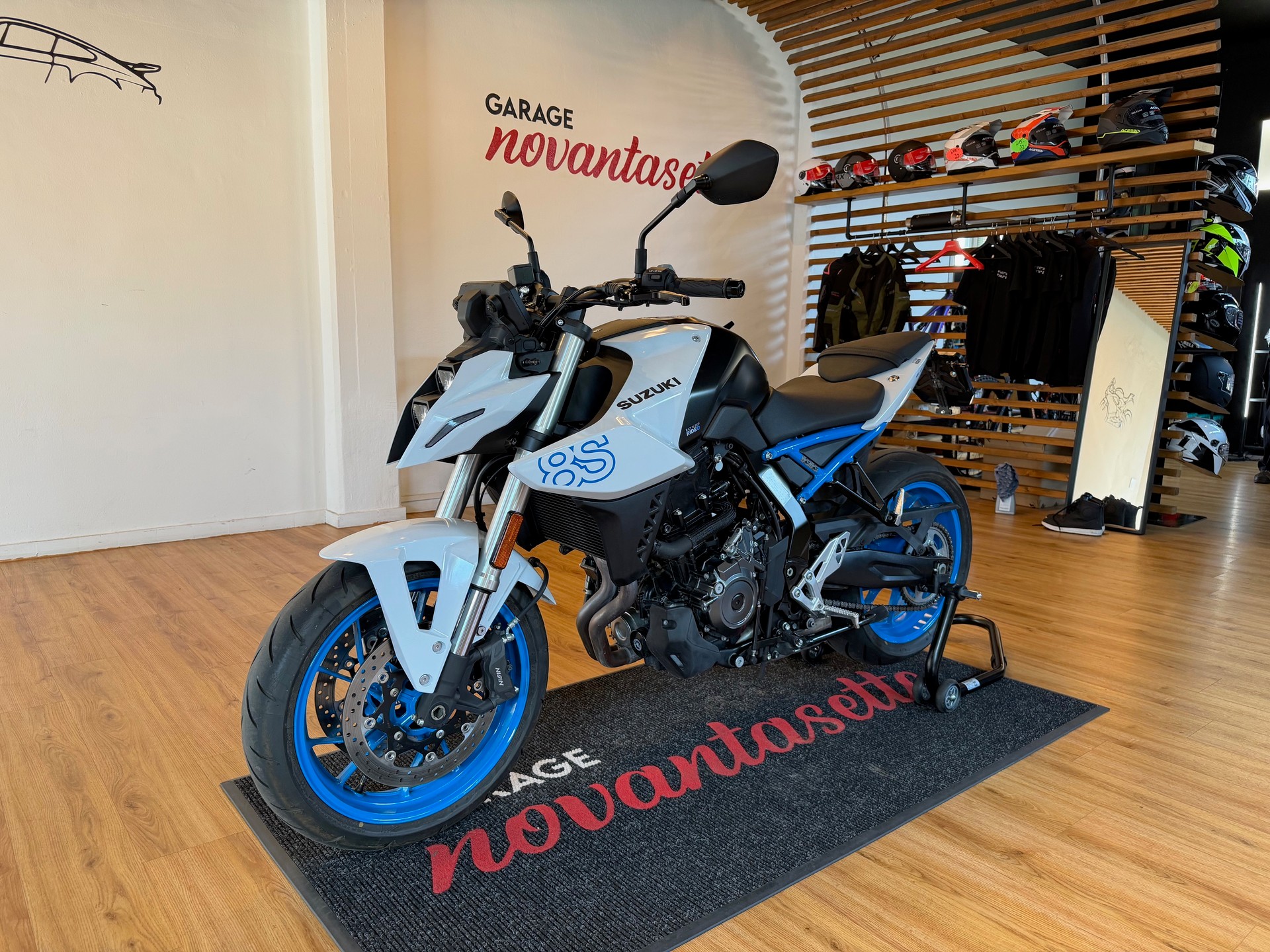 SUZUKI GSX 8 S EVO-image-0